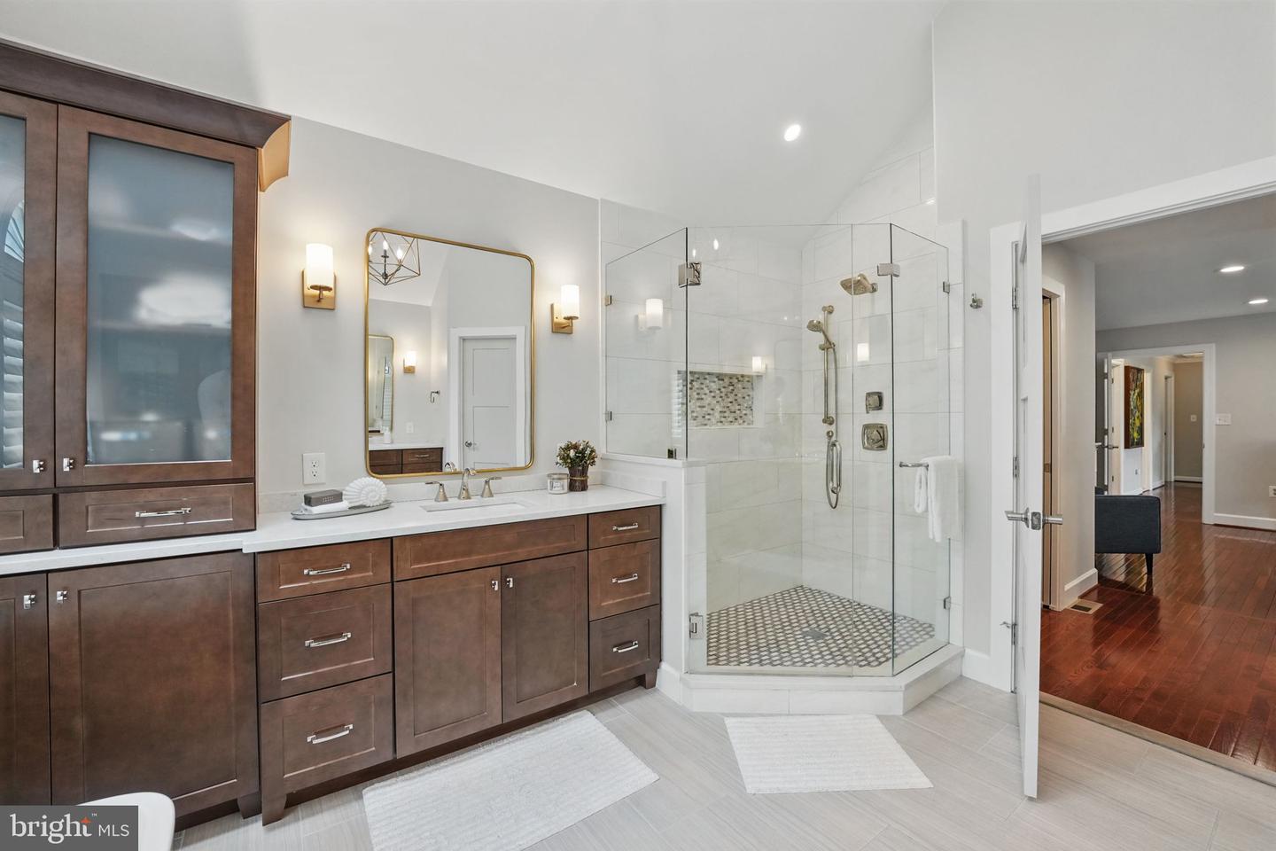 1253 ROWLAND DR, HERNDON, Virginia 20170, 5 Bedrooms Bedrooms, ,3 BathroomsBathrooms,Residential,For sale,1253 ROWLAND DR,VAFX2237056 MLS # VAFX2237056