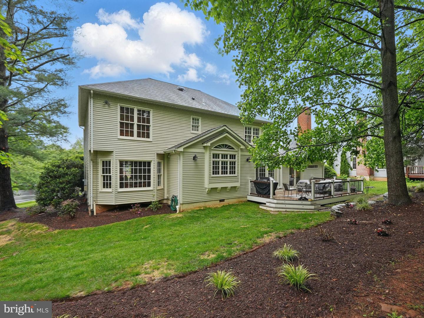 1253 ROWLAND DR, HERNDON, Virginia 20170, 5 Bedrooms Bedrooms, ,3 BathroomsBathrooms,Residential,For sale,1253 ROWLAND DR,VAFX2237056 MLS # VAFX2237056