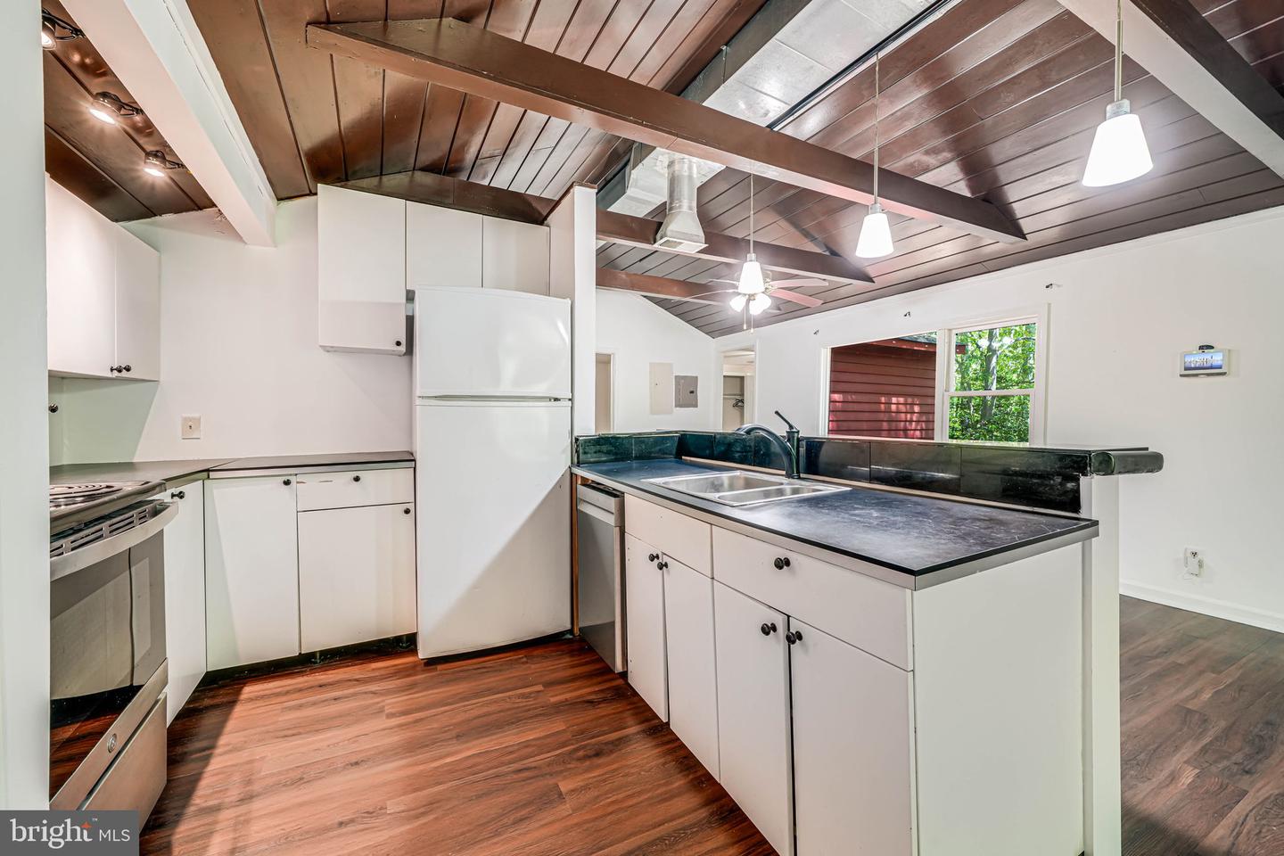 8304 COBB RD, MANASSAS, Virginia 20112, 2 Bedrooms Bedrooms, ,1 BathroomBathrooms,Residential,For sale,8304 COBB RD,VAPW2093388 MLS # VAPW2093388