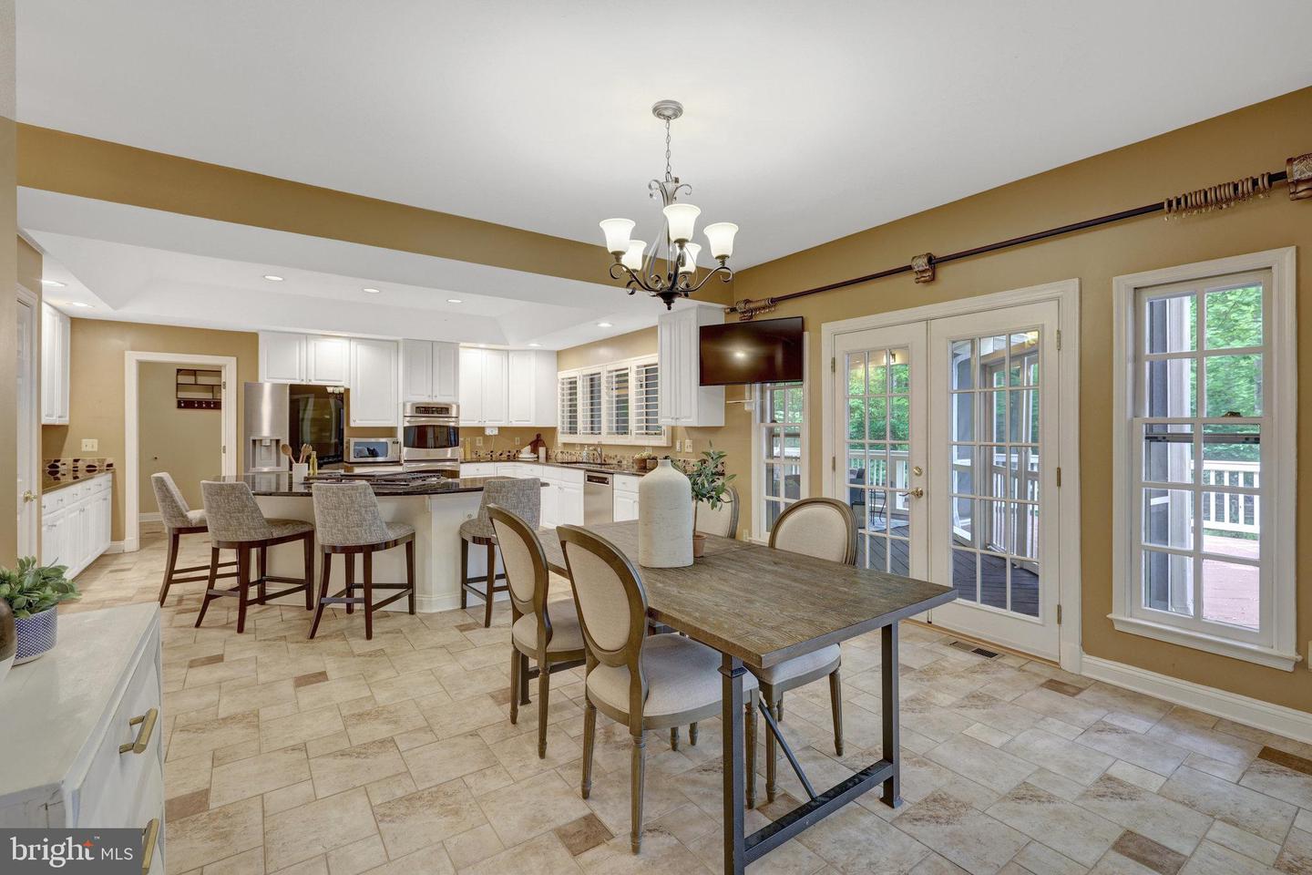 11200 ELMVIEW PL, GREAT FALLS, Virginia 22066, 5 Bedrooms Bedrooms, 21 Rooms Rooms,4 BathroomsBathrooms,Residential,For sale,11200 ELMVIEW PL,VAFX2237414 MLS # VAFX2237414