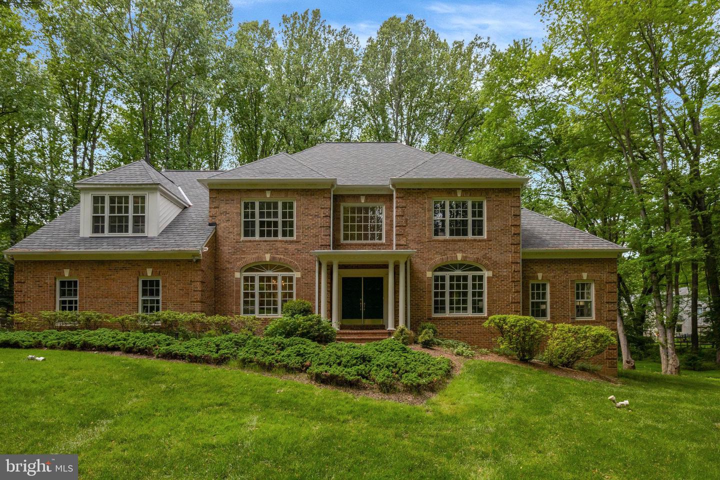 11200 ELMVIEW PL, GREAT FALLS, Virginia 22066, 5 Bedrooms Bedrooms, 21 Rooms Rooms,4 BathroomsBathrooms,Residential,For sale,11200 ELMVIEW PL,VAFX2237414 MLS # VAFX2237414