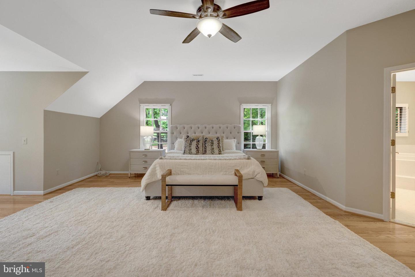 11200 ELMVIEW PL, GREAT FALLS, Virginia 22066, 5 Bedrooms Bedrooms, 21 Rooms Rooms,4 BathroomsBathrooms,Residential,For sale,11200 ELMVIEW PL,VAFX2237414 MLS # VAFX2237414