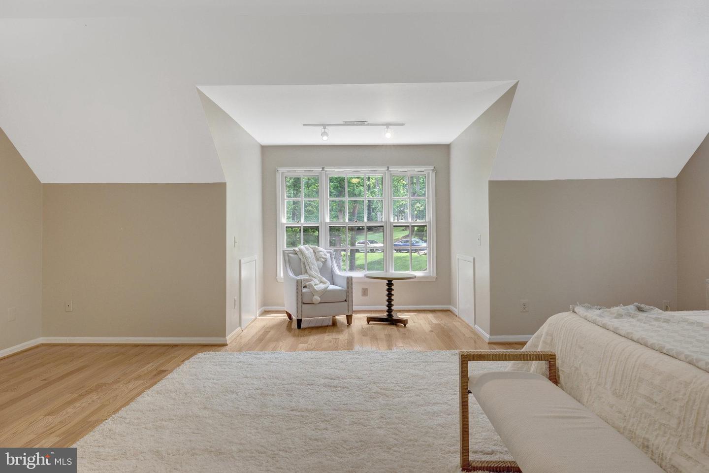 11200 ELMVIEW PL, GREAT FALLS, Virginia 22066, 5 Bedrooms Bedrooms, 21 Rooms Rooms,4 BathroomsBathrooms,Residential,For sale,11200 ELMVIEW PL,VAFX2237414 MLS # VAFX2237414
