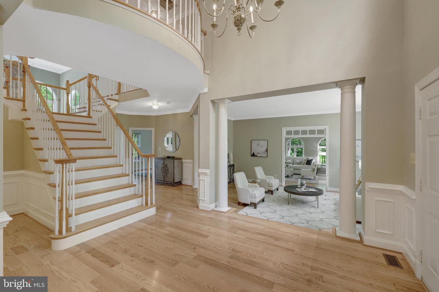 11200 ELMVIEW PL, GREAT FALLS, Virginia 22066, 5 Bedrooms Bedrooms, 21 Rooms Rooms,4 BathroomsBathrooms,Residential,For sale,11200 ELMVIEW PL,VAFX2237414 MLS # VAFX2237414