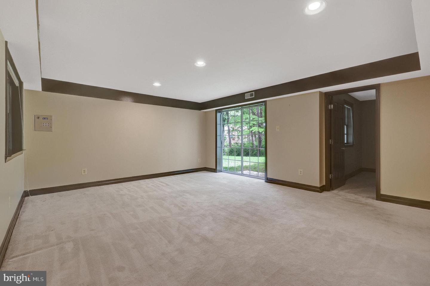 11200 ELMVIEW PL, GREAT FALLS, Virginia 22066, 5 Bedrooms Bedrooms, 21 Rooms Rooms,4 BathroomsBathrooms,Residential,For sale,11200 ELMVIEW PL,VAFX2237414 MLS # VAFX2237414