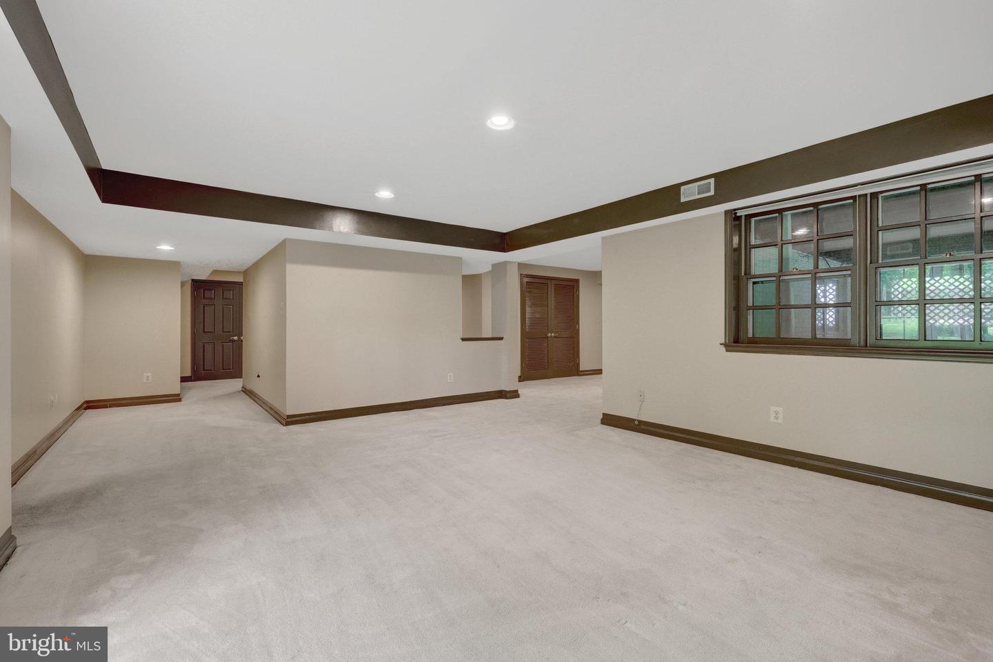 11200 ELMVIEW PL, GREAT FALLS, Virginia 22066, 5 Bedrooms Bedrooms, 21 Rooms Rooms,4 BathroomsBathrooms,Residential,For sale,11200 ELMVIEW PL,VAFX2237414 MLS # VAFX2237414