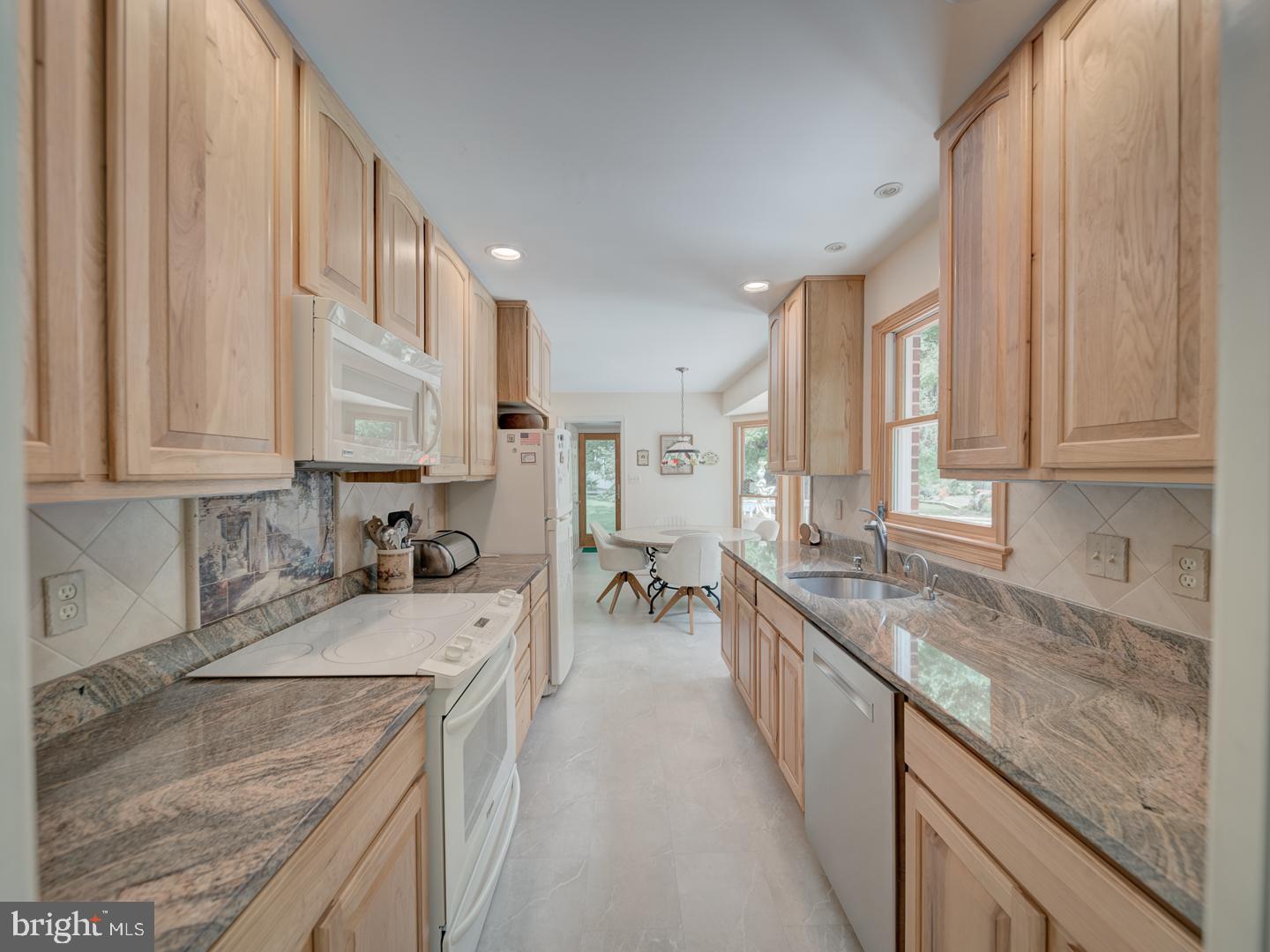 1203 FORESTVILLE DR, GREAT FALLS, Virginia 22066, 5 Bedrooms Bedrooms, ,3 BathroomsBathrooms,Residential,For sale,1203 FORESTVILLE DR,VAFX2237644 MLS # VAFX2237644