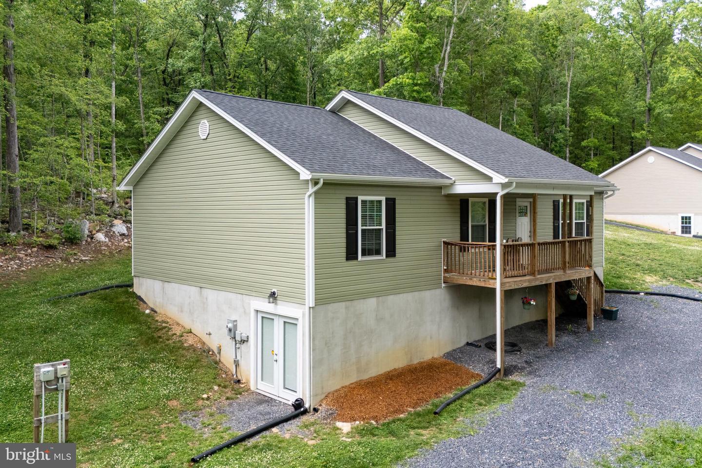 4001 MORELAND GAP, NEW MARKET, Virginia 22844, 3 Bedrooms Bedrooms, ,2 BathroomsBathrooms,Residential,For sale,4001 MORELAND GAP,VASH2011294 MLS # VASH2011294