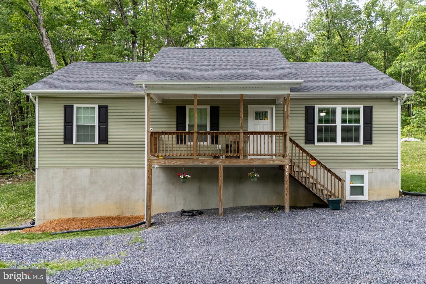 4001 MORELAND GAP, NEW MARKET, Virginia 22844, 3 Bedrooms Bedrooms, ,2 BathroomsBathrooms,Residential,For sale,4001 MORELAND GAP,VASH2011294 MLS # VASH2011294