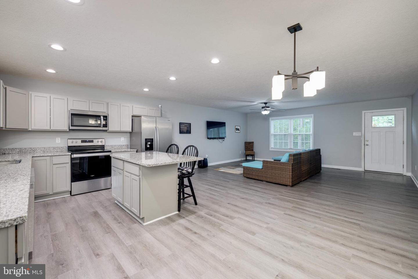 4001 MORELAND GAP, NEW MARKET, Virginia 22844, 3 Bedrooms Bedrooms, ,2 BathroomsBathrooms,Residential,For sale,4001 MORELAND GAP,VASH2011294 MLS # VASH2011294
