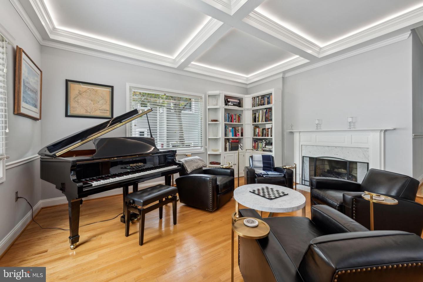 3015 OREGON KNOLLS DR NW, WASHINGTON, District Of Columbia 20015, 5 Bedrooms Bedrooms, ,3 BathroomsBathrooms,Residential,For sale,3015 OREGON KNOLLS DR NW,DCDC2197912 MLS # DCDC2197912