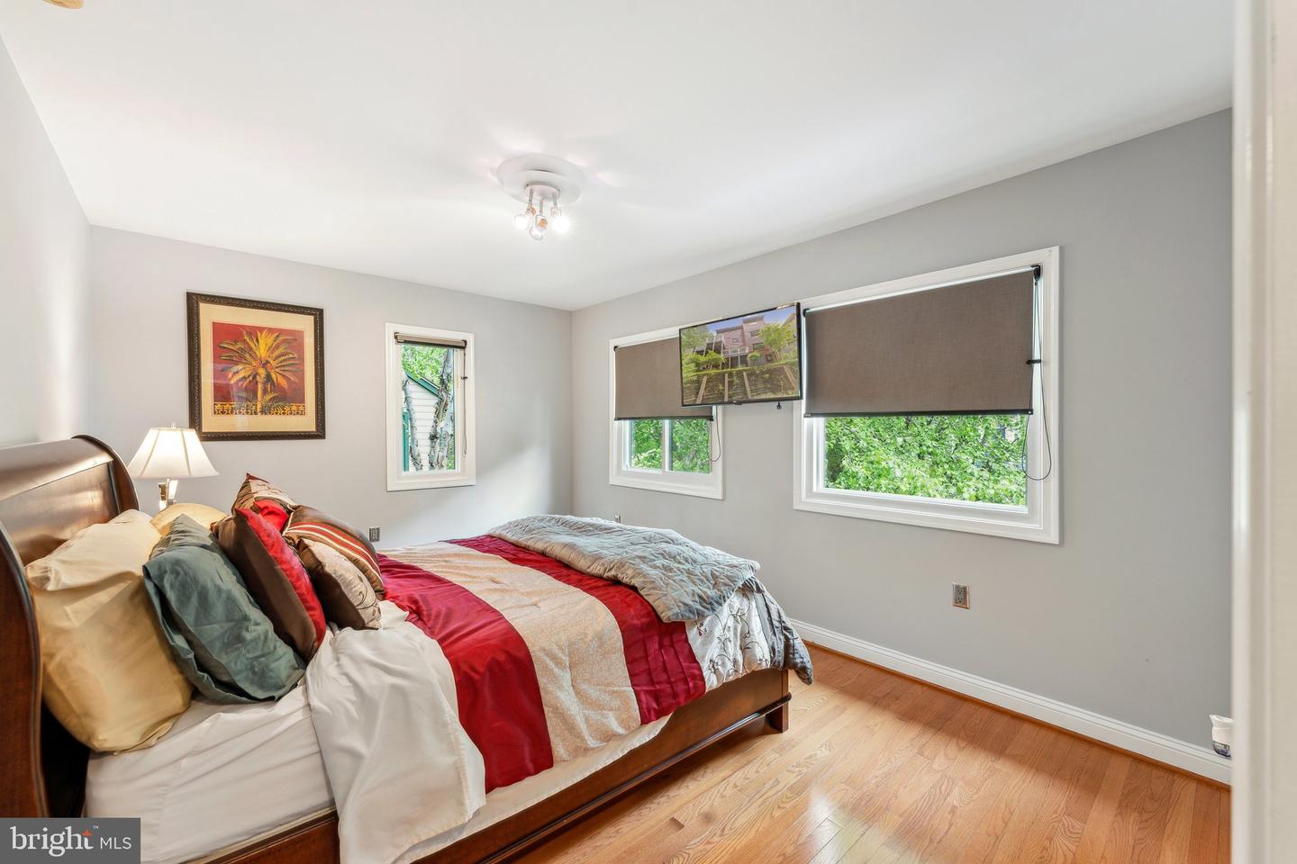 3015 OREGON KNOLLS DR NW, WASHINGTON, District Of Columbia 20015, 5 Bedrooms Bedrooms, ,3 BathroomsBathrooms,Residential,For sale,3015 OREGON KNOLLS DR NW,DCDC2197912 MLS # DCDC2197912