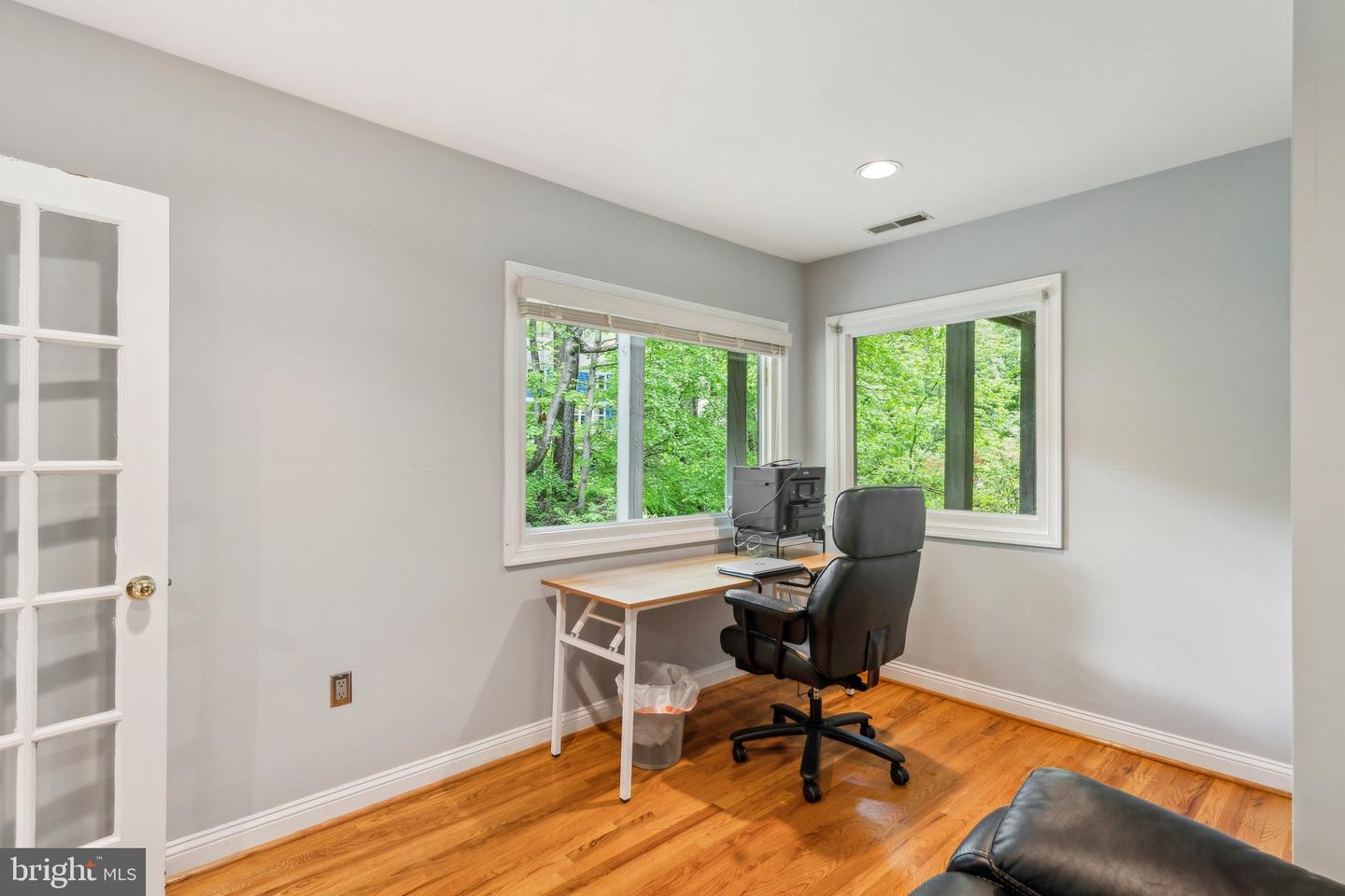 3015 OREGON KNOLLS DR NW, WASHINGTON, District Of Columbia 20015, 5 Bedrooms Bedrooms, ,3 BathroomsBathrooms,Residential,For sale,3015 OREGON KNOLLS DR NW,DCDC2197912 MLS # DCDC2197912