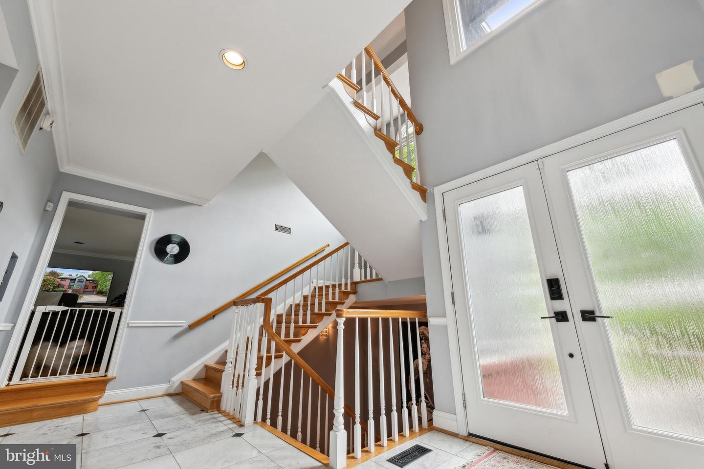 3015 OREGON KNOLLS DR NW, WASHINGTON, District Of Columbia 20015, 5 Bedrooms Bedrooms, ,3 BathroomsBathrooms,Residential,For sale,3015 OREGON KNOLLS DR NW,DCDC2197912 MLS # DCDC2197912