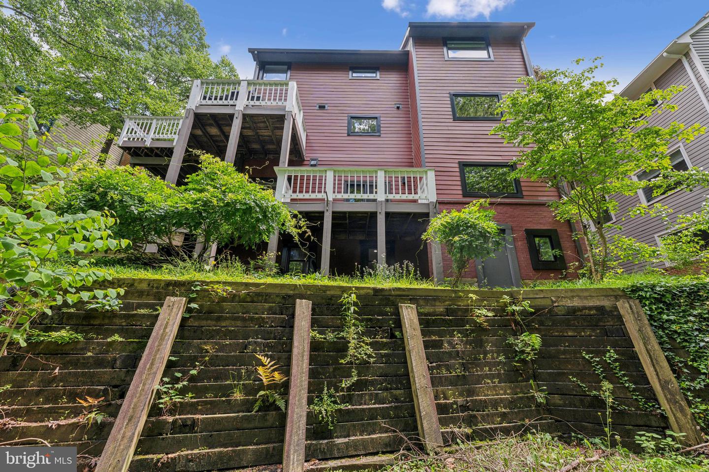 3015 OREGON KNOLLS DR NW, WASHINGTON, District Of Columbia 20015, 5 Bedrooms Bedrooms, ,3 BathroomsBathrooms,Residential,For sale,3015 OREGON KNOLLS DR NW,DCDC2197912 MLS # DCDC2197912