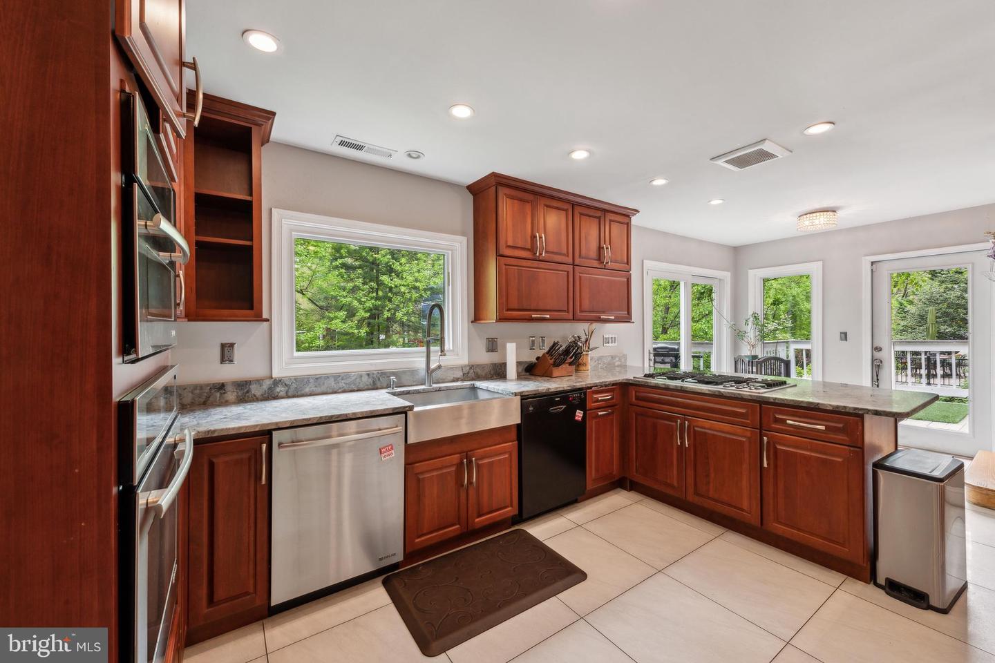 3015 OREGON KNOLLS DR NW, WASHINGTON, District Of Columbia 20015, 5 Bedrooms Bedrooms, ,3 BathroomsBathrooms,Residential,For sale,3015 OREGON KNOLLS DR NW,DCDC2197912 MLS # DCDC2197912