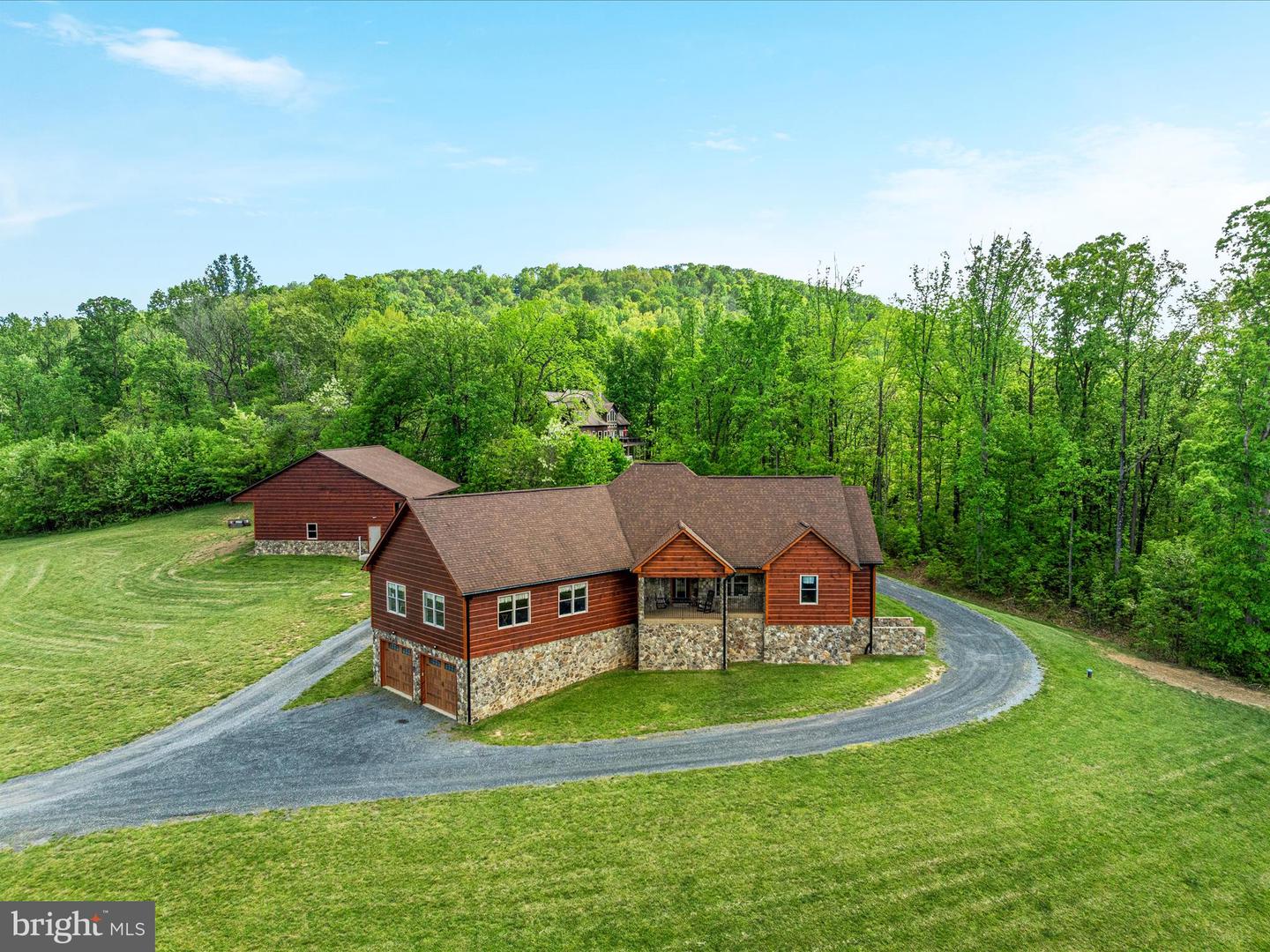 1996 BUCK MOUNTAIN RD, BENTONVILLE, Virginia 22610, 4 Bedrooms Bedrooms, ,3 BathroomsBathrooms,Residential,For sale,1996 BUCK MOUNTAIN RD,VAWR2011032 MLS # VAWR2011032