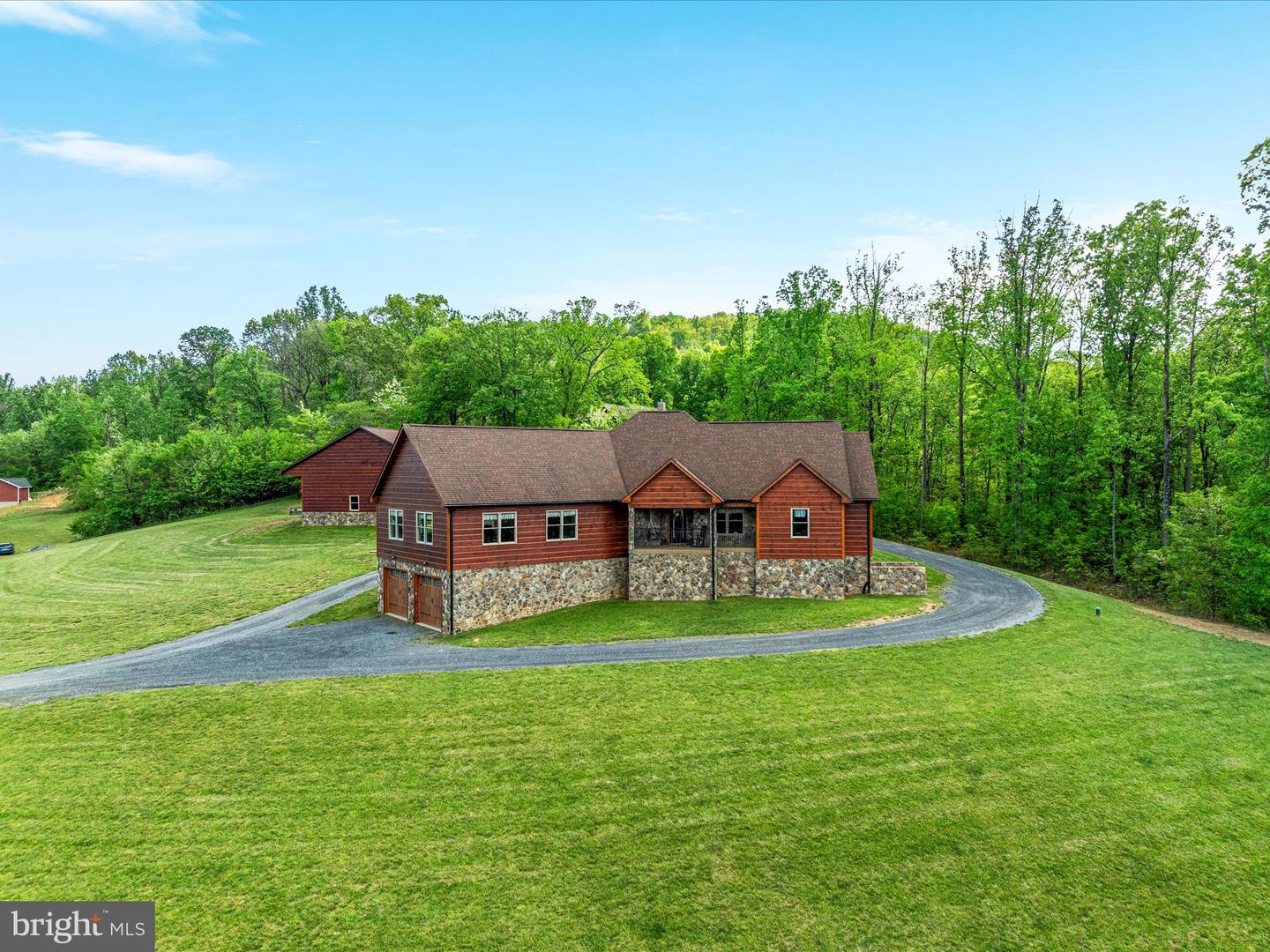 1996 BUCK MOUNTAIN RD, BENTONVILLE, Virginia 22610, 4 Bedrooms Bedrooms, ,3 BathroomsBathrooms,Residential,For sale,1996 BUCK MOUNTAIN RD,VAWR2011032 MLS # VAWR2011032