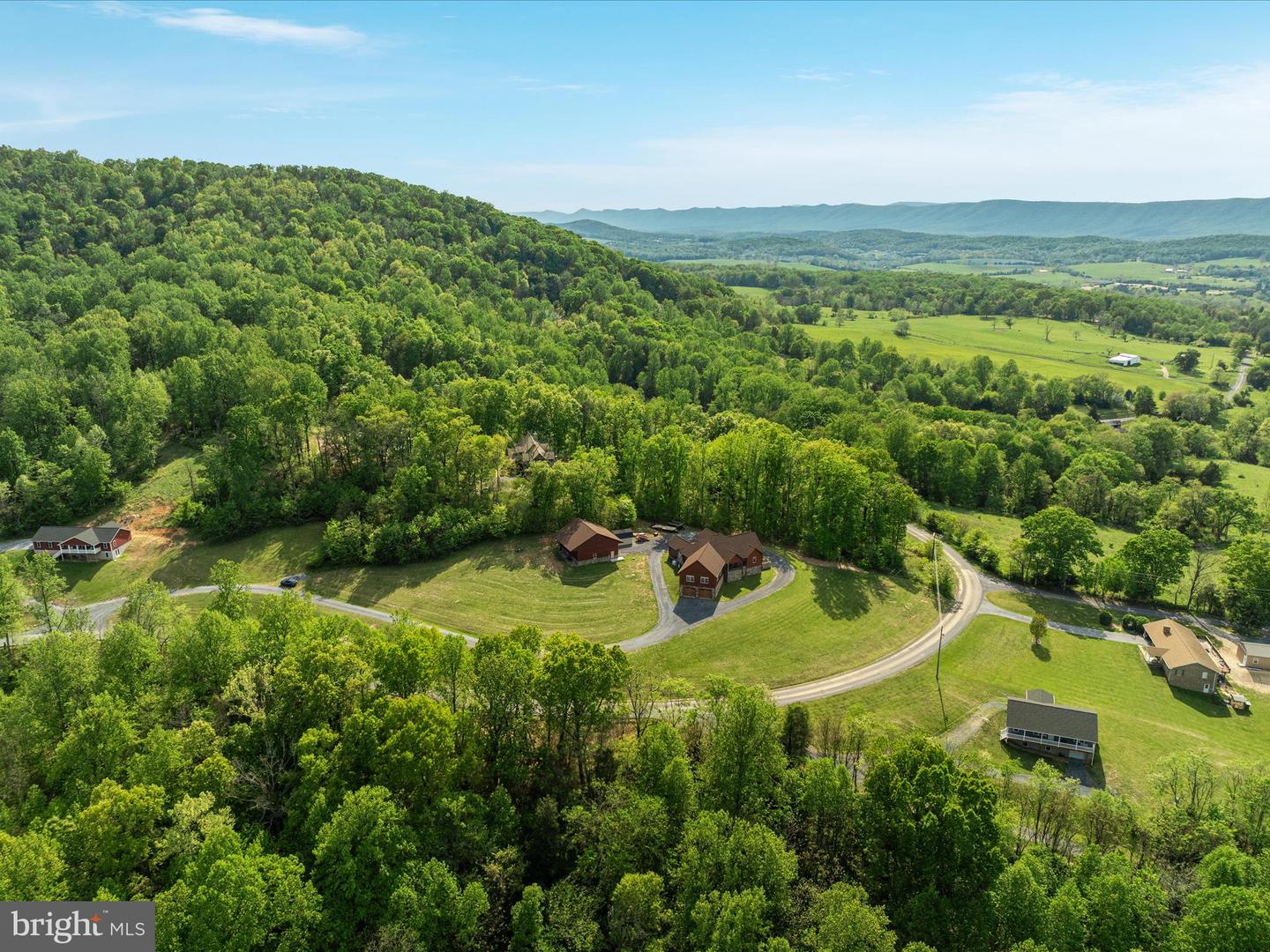 1996 BUCK MOUNTAIN RD, BENTONVILLE, Virginia 22610, 4 Bedrooms Bedrooms, ,3 BathroomsBathrooms,Residential,For sale,1996 BUCK MOUNTAIN RD,VAWR2011032 MLS # VAWR2011032