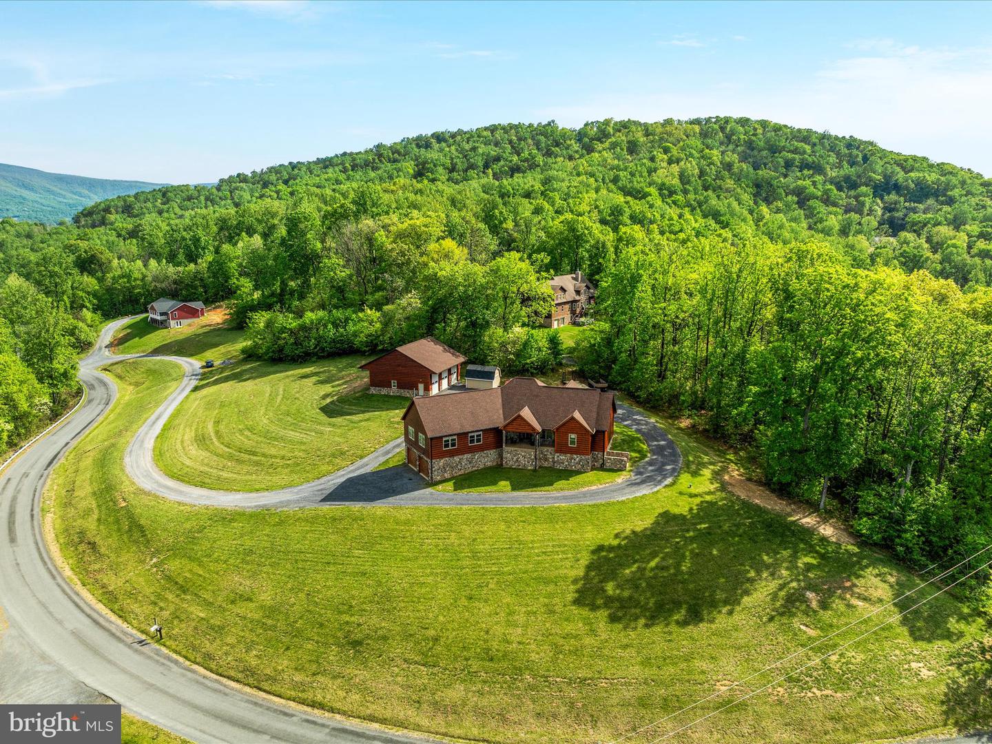 1996 BUCK MOUNTAIN RD, BENTONVILLE, Virginia 22610, 4 Bedrooms Bedrooms, ,3 BathroomsBathrooms,Residential,For sale,1996 BUCK MOUNTAIN RD,VAWR2011032 MLS # VAWR2011032