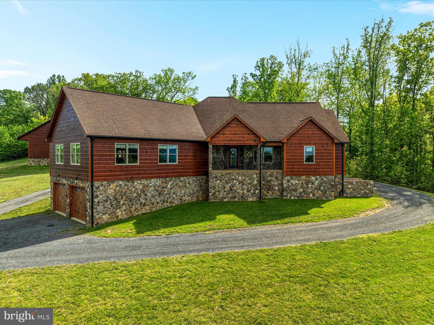 1996 BUCK MOUNTAIN RD, BENTONVILLE, Virginia 22610, 4 Bedrooms Bedrooms, ,3 BathroomsBathrooms,Residential,For sale,1996 BUCK MOUNTAIN RD,VAWR2011032 MLS # VAWR2011032