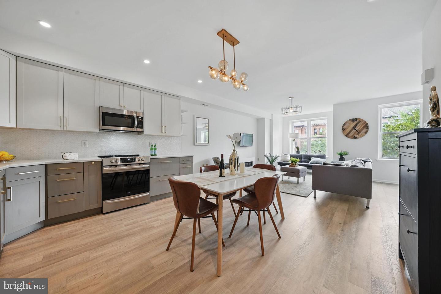 1307 FAIRMONT ST NW #B, WASHINGTON, District Of Columbia 20009, 3 Bedrooms Bedrooms, ,2 BathroomsBathrooms,Residential,For sale,1307 FAIRMONT ST NW #B,DCDC2198062 MLS # DCDC2198062