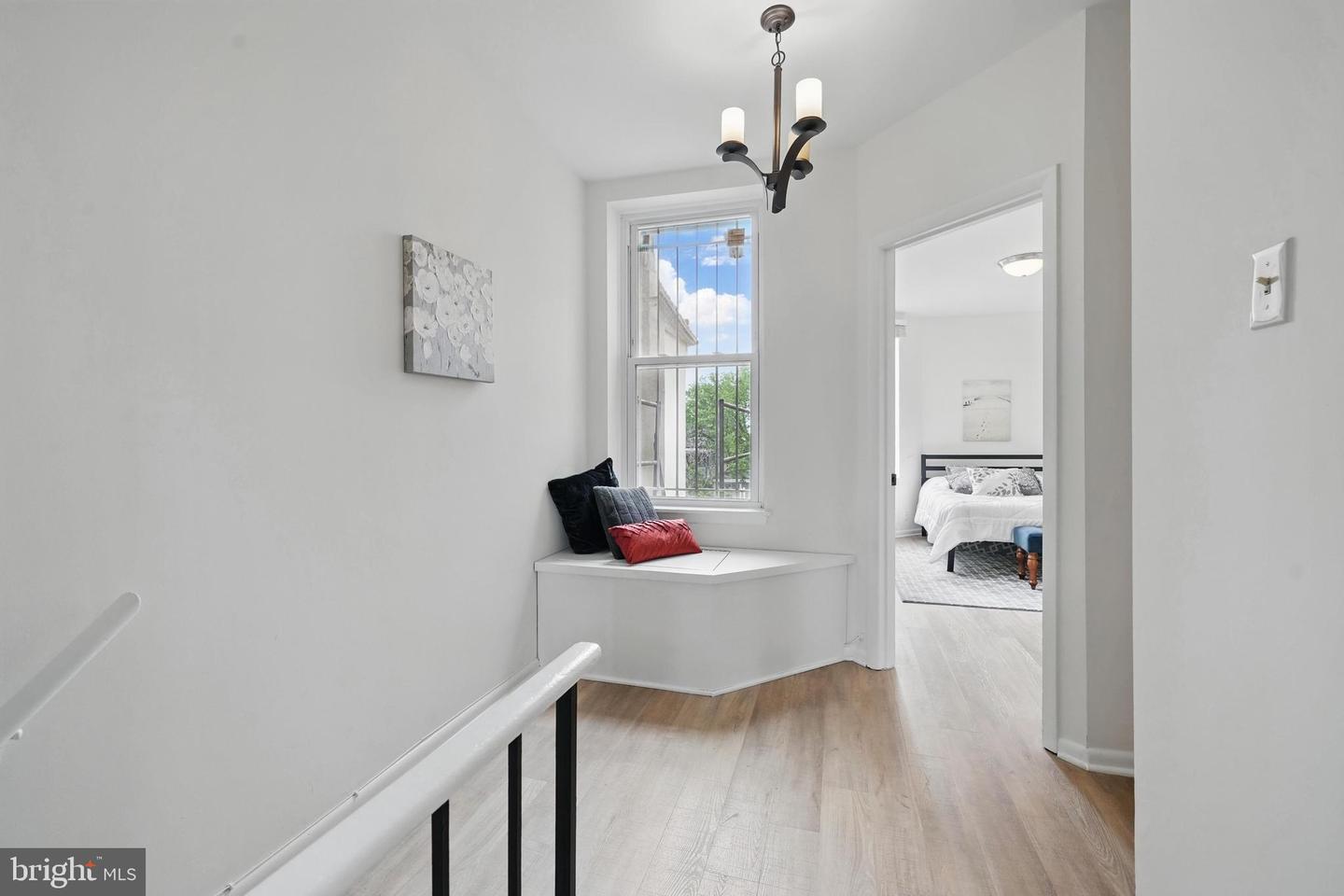 1307 FAIRMONT ST NW #B, WASHINGTON, District Of Columbia 20009, 3 Bedrooms Bedrooms, ,2 BathroomsBathrooms,Residential,For sale,1307 FAIRMONT ST NW #B,DCDC2198062 MLS # DCDC2198062