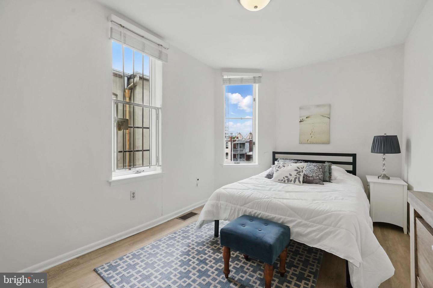 1307 FAIRMONT ST NW #B, WASHINGTON, District Of Columbia 20009, 3 Bedrooms Bedrooms, ,2 BathroomsBathrooms,Residential,For sale,1307 FAIRMONT ST NW #B,DCDC2198062 MLS # DCDC2198062
