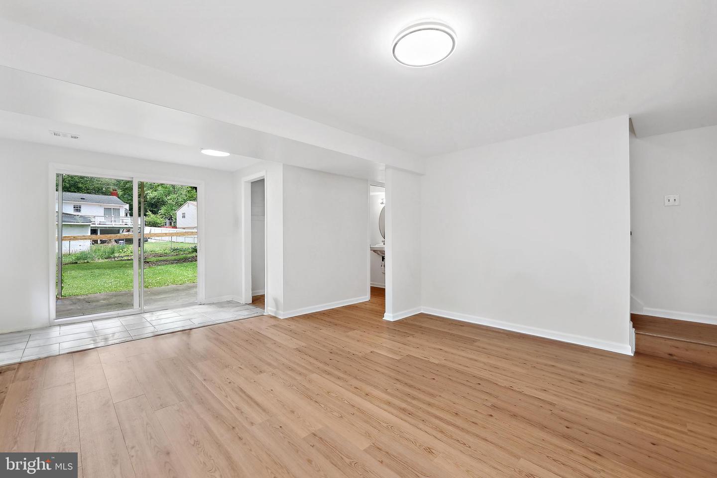 5366 SENECA CT, WOODBRIDGE, Virginia 22193, 3 Bedrooms Bedrooms, ,2 BathroomsBathrooms,Residential,For sale,5366 SENECA CT,VAPW2093416 MLS # VAPW2093416