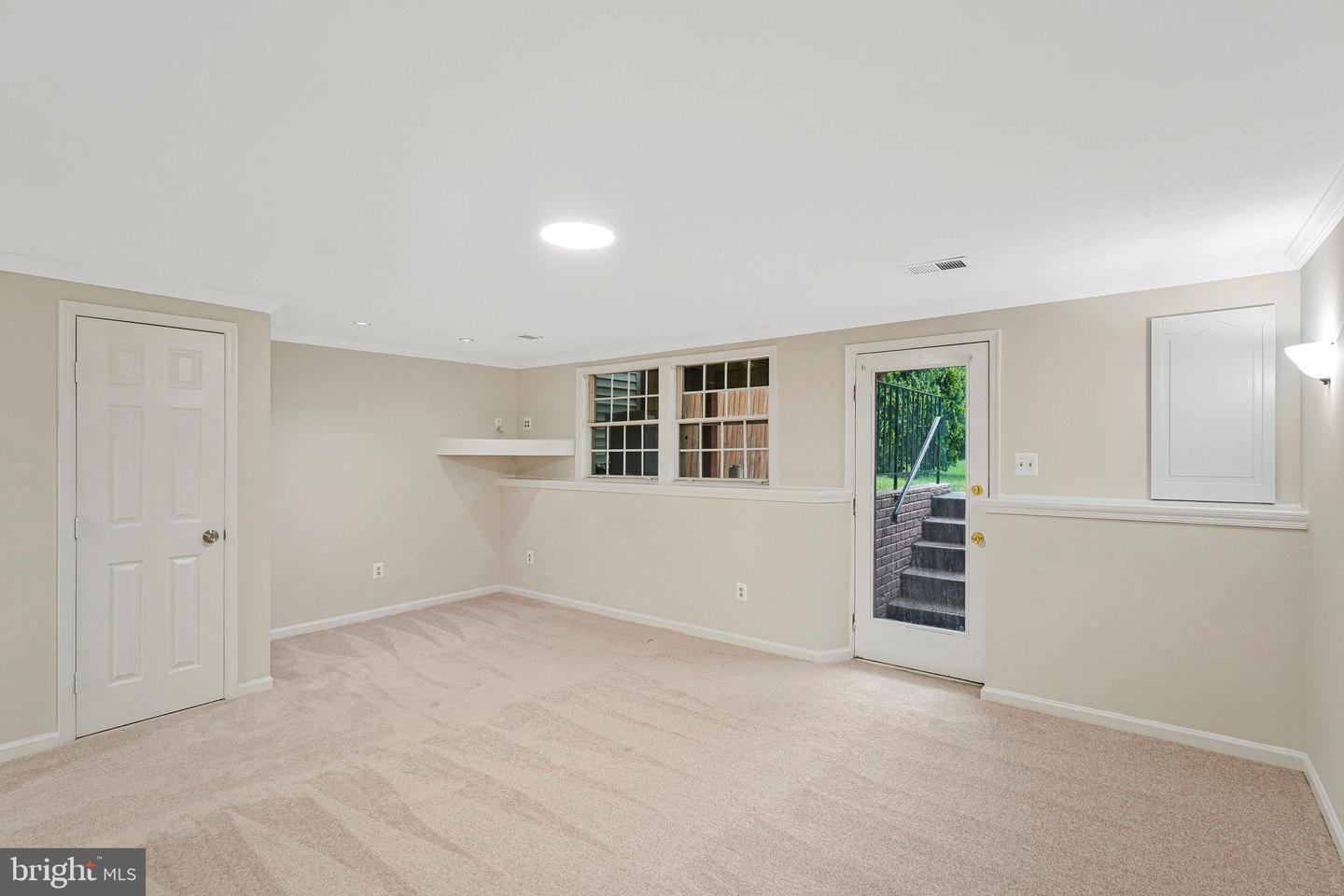44060 FERNCLIFF TER, ASHBURN, Virginia 20147, 2 Bedrooms Bedrooms, ,3 BathroomsBathrooms,Residential,For sale,44060 FERNCLIFF TER,VALO2095158 MLS # VALO2095158