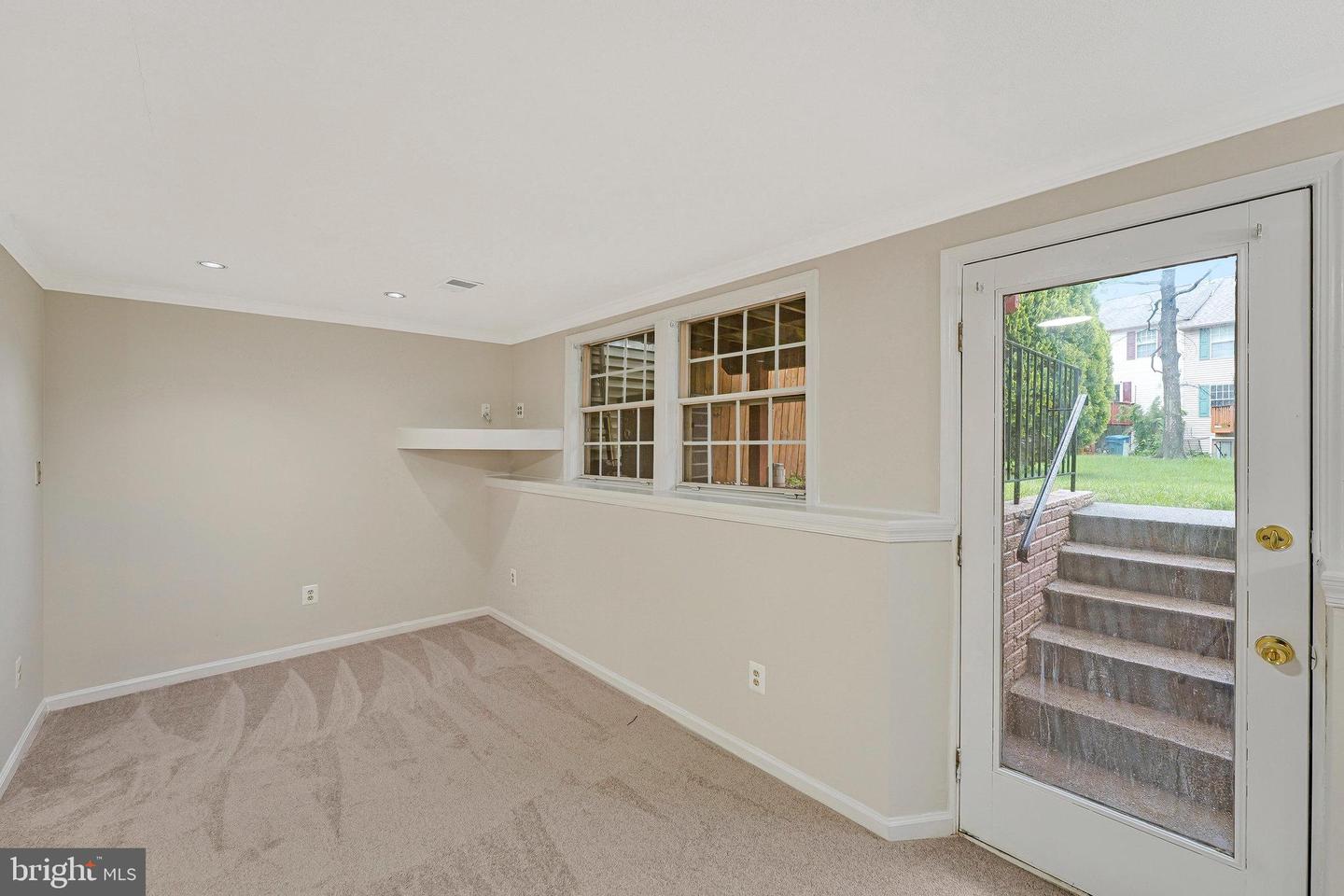 44060 FERNCLIFF TER, ASHBURN, Virginia 20147, 2 Bedrooms Bedrooms, ,3 BathroomsBathrooms,Residential,For sale,44060 FERNCLIFF TER,VALO2095158 MLS # VALO2095158