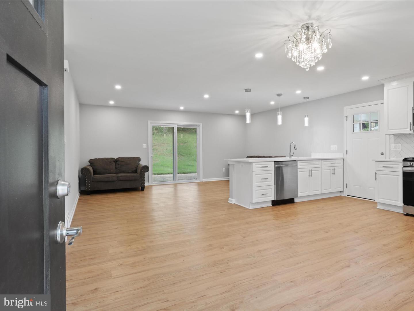 7435 BATH ST, SPRINGFIELD, Virginia 22150, 3 Bedrooms Bedrooms, ,1 BathroomBathrooms,Residential,For sale,7435 BATH ST,VAFX2237666 MLS # VAFX2237666