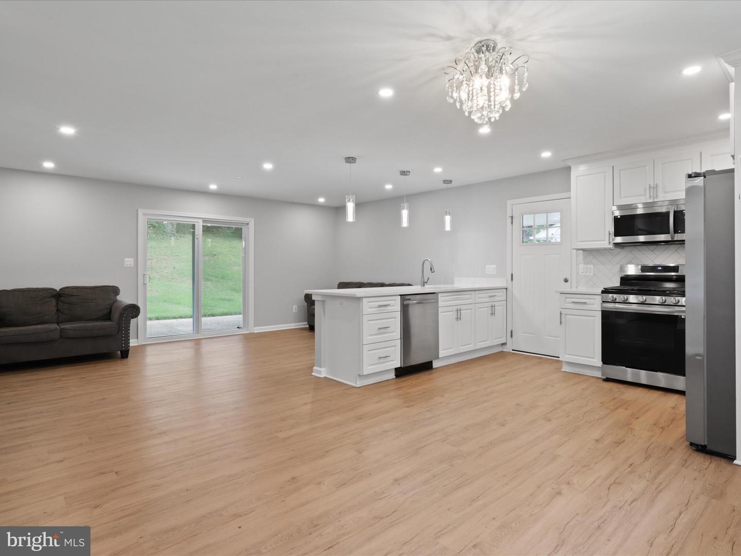 7435 BATH ST, SPRINGFIELD, Virginia 22150, 3 Bedrooms Bedrooms, ,1 BathroomBathrooms,Residential,For sale,7435 BATH ST,VAFX2237666 MLS # VAFX2237666
