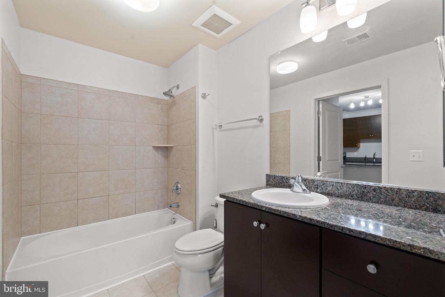 815 N PATRICK ST #106, ALEXANDRIA, Virginia 22314, 2 Bedrooms Bedrooms, ,1 BathroomBathrooms,Residential,For sale,815 N PATRICK ST #106,VAAX2044776 MLS # VAAX2044776