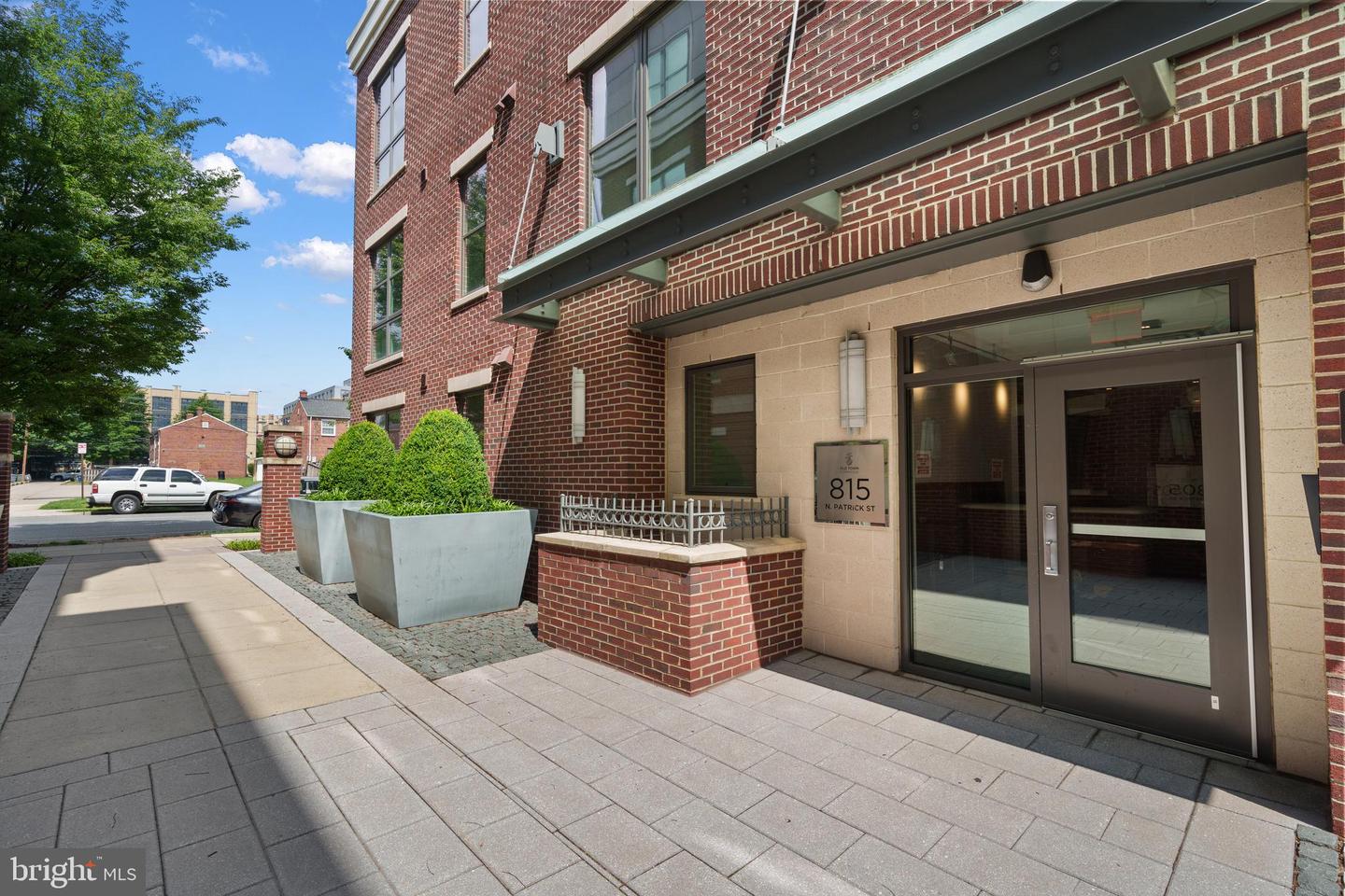 815 N PATRICK ST #106, ALEXANDRIA, Virginia 22314, 2 Bedrooms Bedrooms, ,1 BathroomBathrooms,Residential,For sale,815 N PATRICK ST #106,VAAX2044776 MLS # VAAX2044776