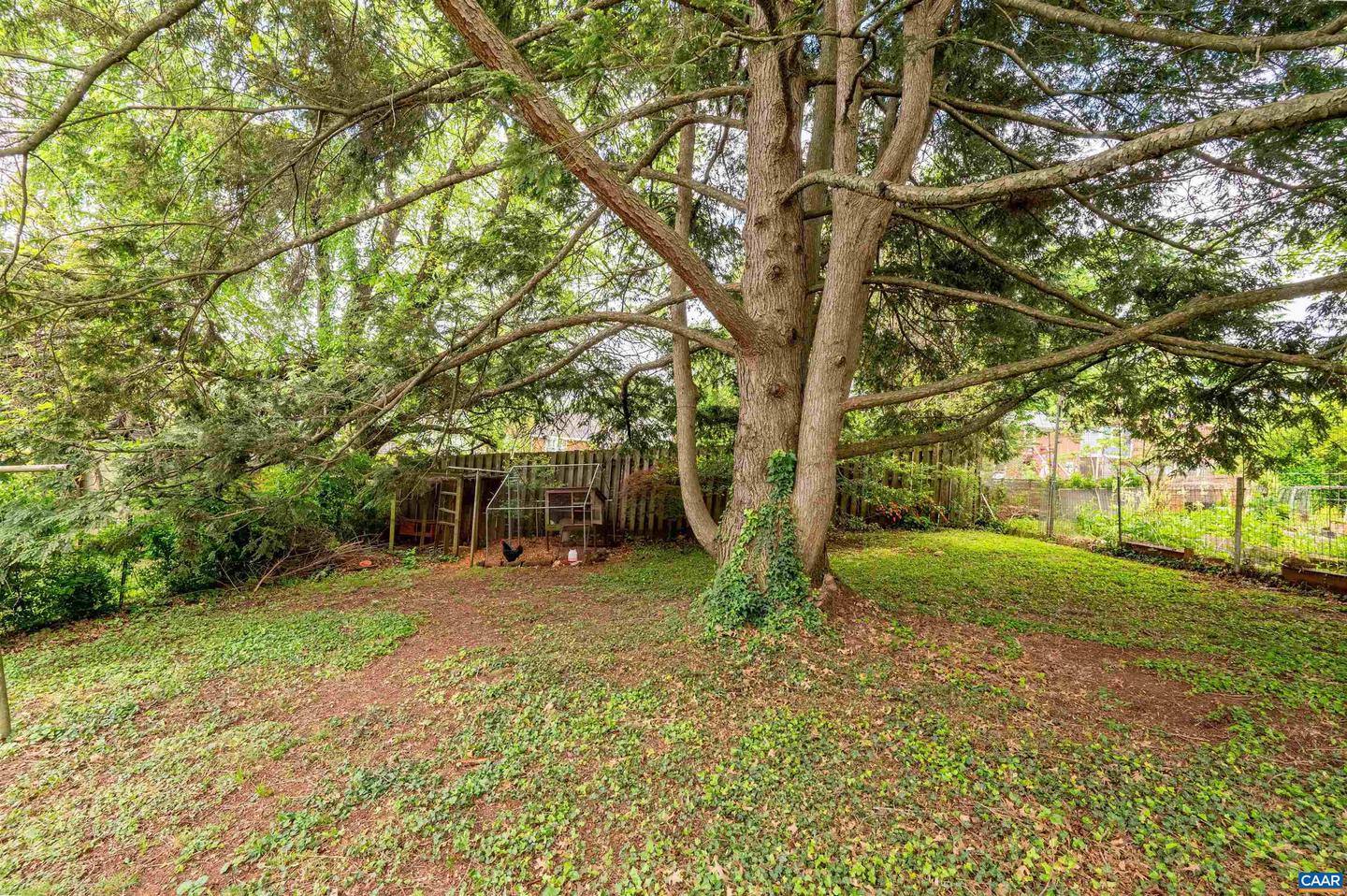 1210 MERIWETHER ST, CHARLOTTESVILLE, Virginia 22902, 2 Bedrooms Bedrooms, ,1 BathroomBathrooms,Residential,For sale,1210 MERIWETHER ST,663913 MLS # 663913