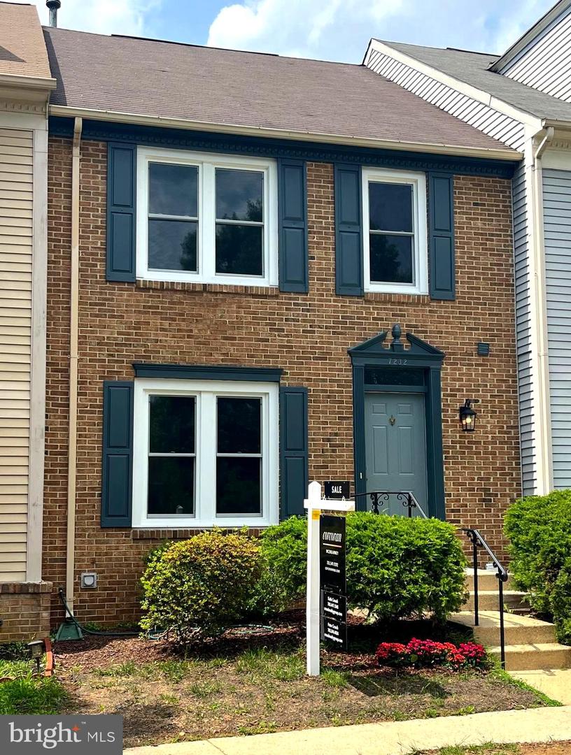 7232 CHERWELL LN, ALEXANDRIA, Virginia 22315, 3 Bedrooms Bedrooms, ,2 BathroomsBathrooms,Residential,For sale,7232 CHERWELL LN,VAFX2237898 MLS # VAFX2237898