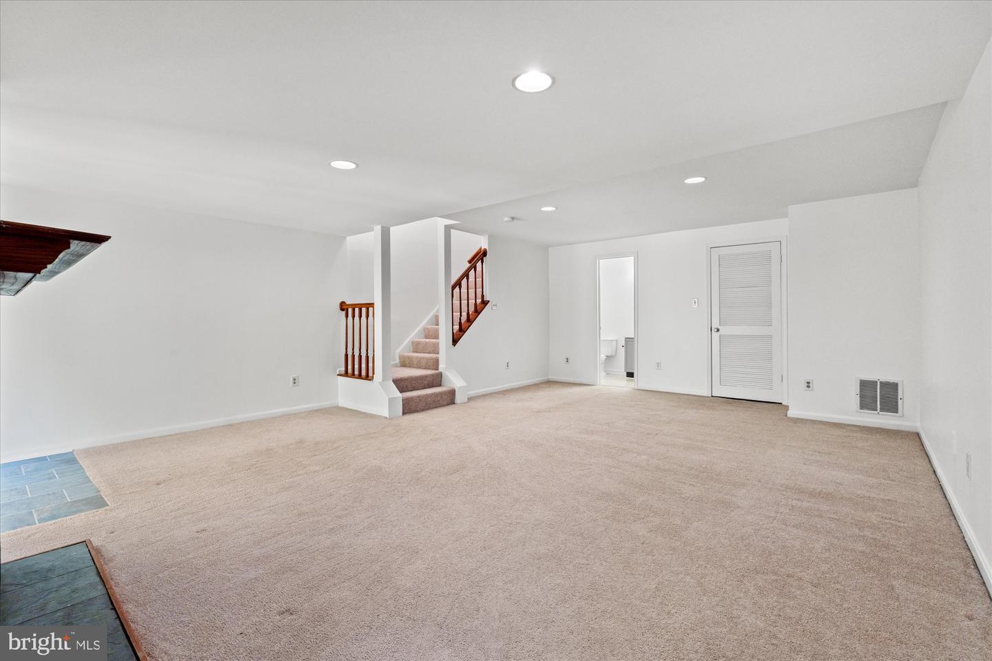 7232 CHERWELL LN, ALEXANDRIA, Virginia 22315, 3 Bedrooms Bedrooms, ,2 BathroomsBathrooms,Residential,For sale,7232 CHERWELL LN,VAFX2237898 MLS # VAFX2237898