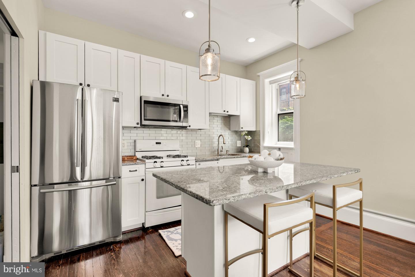 1514 17TH ST NW #115, WASHINGTON, District Of Columbia 20036, 1 Bedroom Bedrooms, ,1 BathroomBathrooms,Residential,For sale,1514 17TH ST NW #115,DCDC2198428 MLS # DCDC2198428