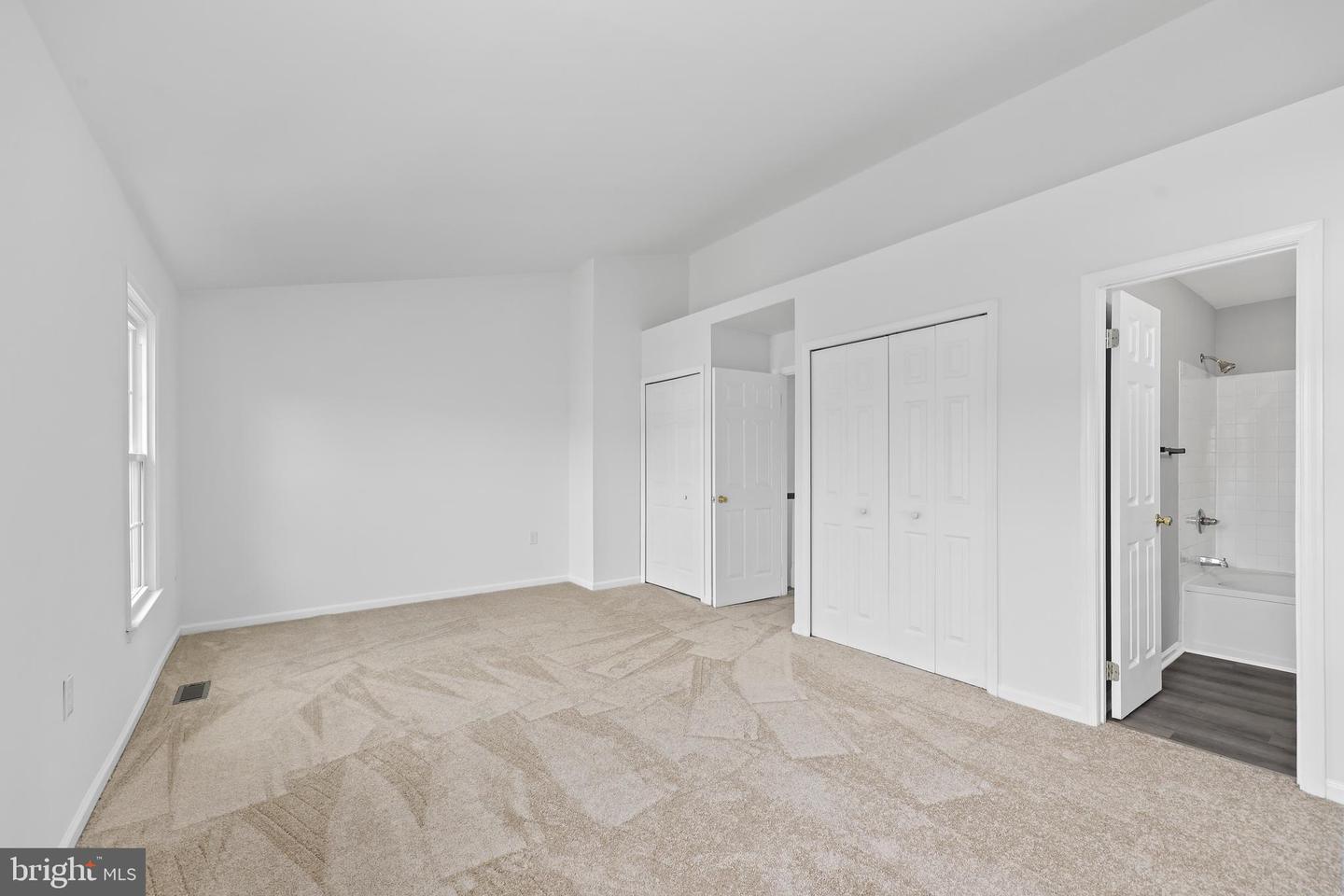 21178 WINDING BROOK SQ, ASHBURN, Virginia 20147, 3 Bedrooms Bedrooms, ,2 BathroomsBathrooms,Residential,For sale,21178 WINDING BROOK SQ,VALO2095336 MLS # VALO2095336