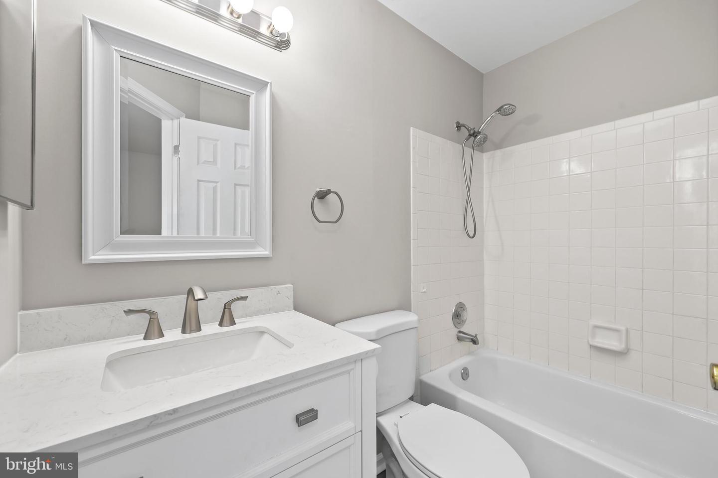 21178 WINDING BROOK SQ, ASHBURN, Virginia 20147, 3 Bedrooms Bedrooms, ,2 BathroomsBathrooms,Residential,For sale,21178 WINDING BROOK SQ,VALO2095336 MLS # VALO2095336