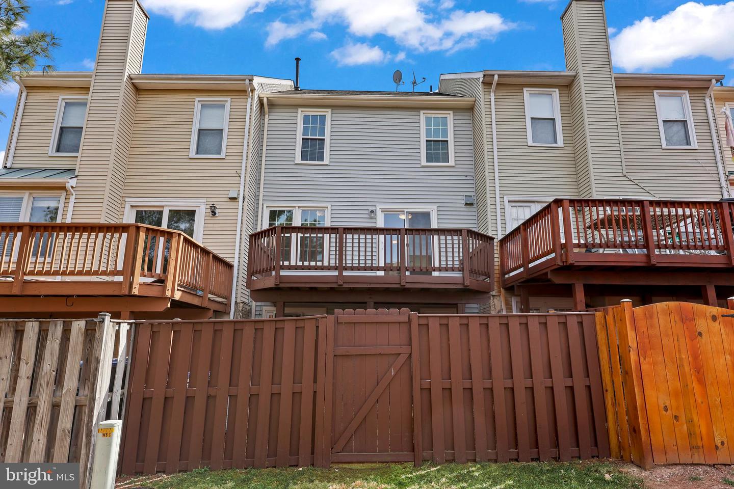 21178 WINDING BROOK SQ, ASHBURN, Virginia 20147, 3 Bedrooms Bedrooms, ,2 BathroomsBathrooms,Residential,For sale,21178 WINDING BROOK SQ,VALO2095336 MLS # VALO2095336