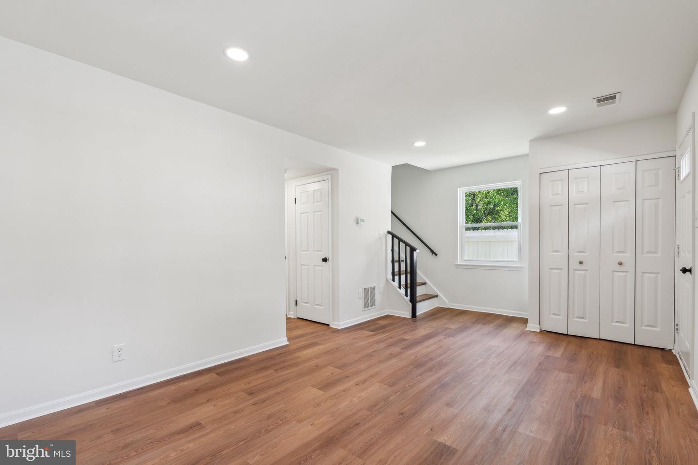 8598 ASHBY CT, MARSHALL, Virginia 20115, 3 Bedrooms Bedrooms, ,2 BathroomsBathrooms,Residential,For sale,8598 ASHBY CT,VAFQ2016442 MLS # VAFQ2016442