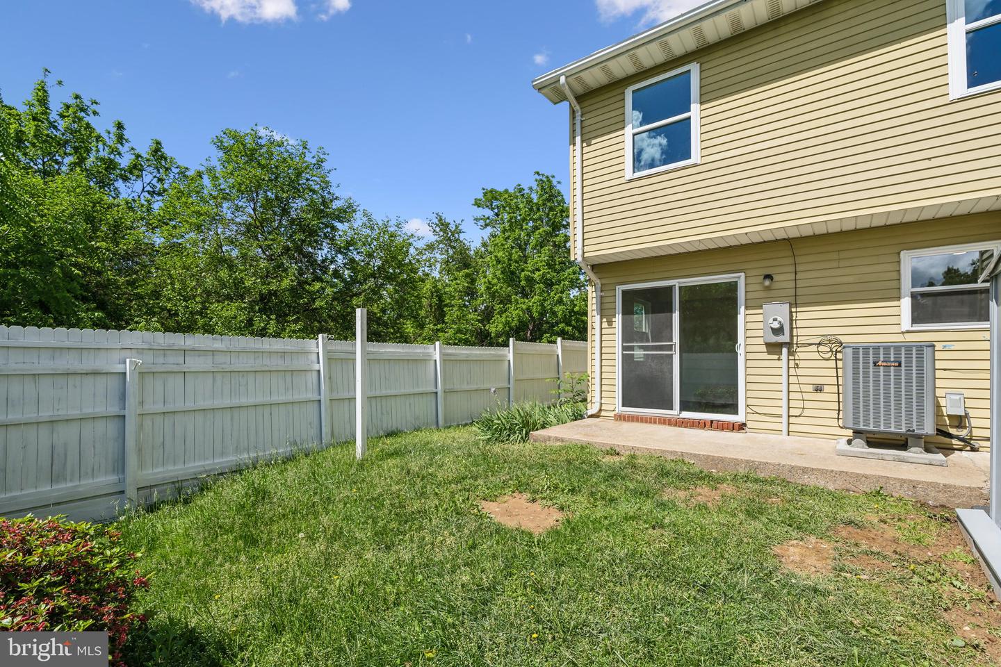 8598 ASHBY CT, MARSHALL, Virginia 20115, 3 Bedrooms Bedrooms, ,2 BathroomsBathrooms,Residential,For sale,8598 ASHBY CT,VAFQ2016442 MLS # VAFQ2016442