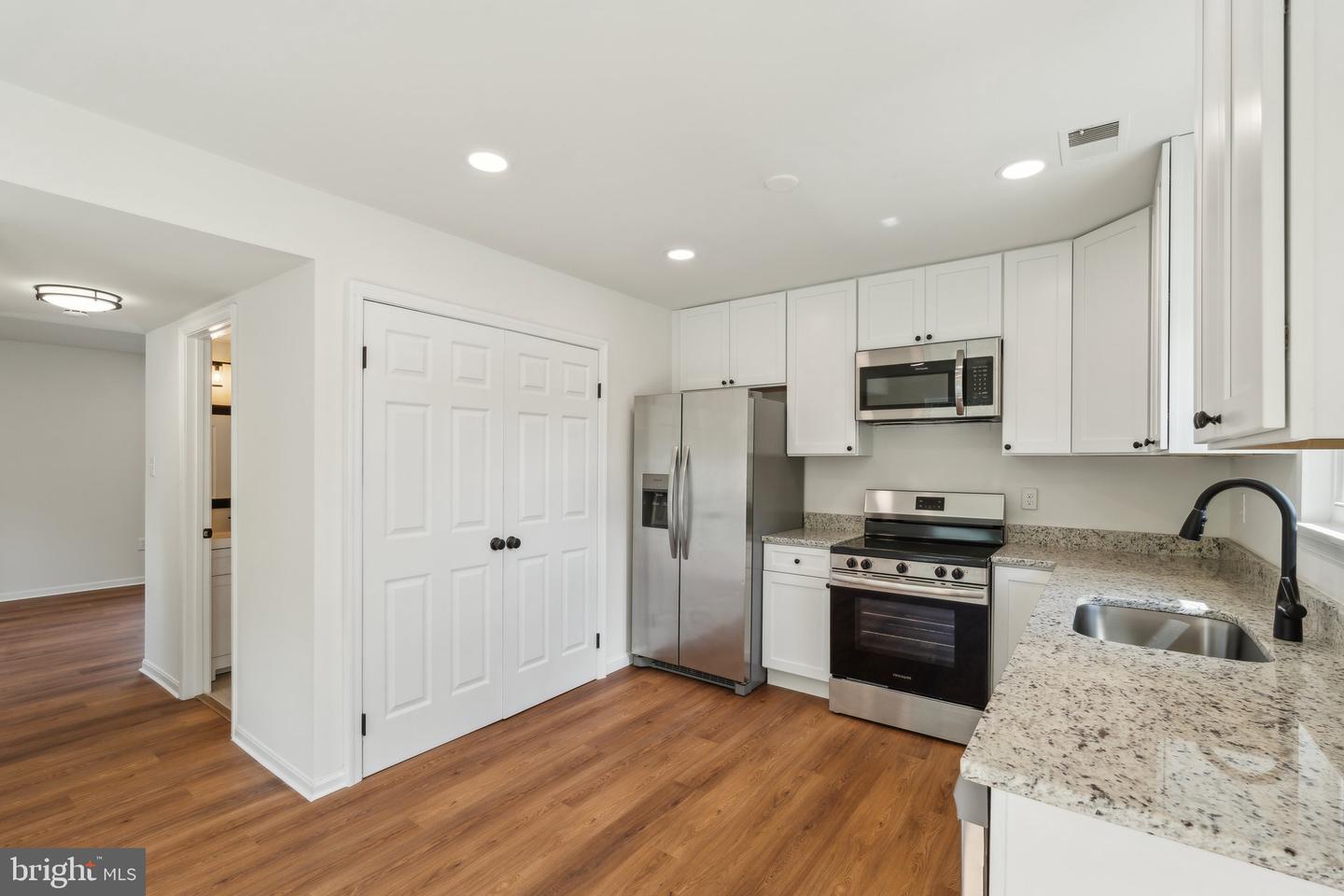8598 ASHBY CT, MARSHALL, Virginia 20115, 3 Bedrooms Bedrooms, ,2 BathroomsBathrooms,Residential,For sale,8598 ASHBY CT,VAFQ2016442 MLS # VAFQ2016442