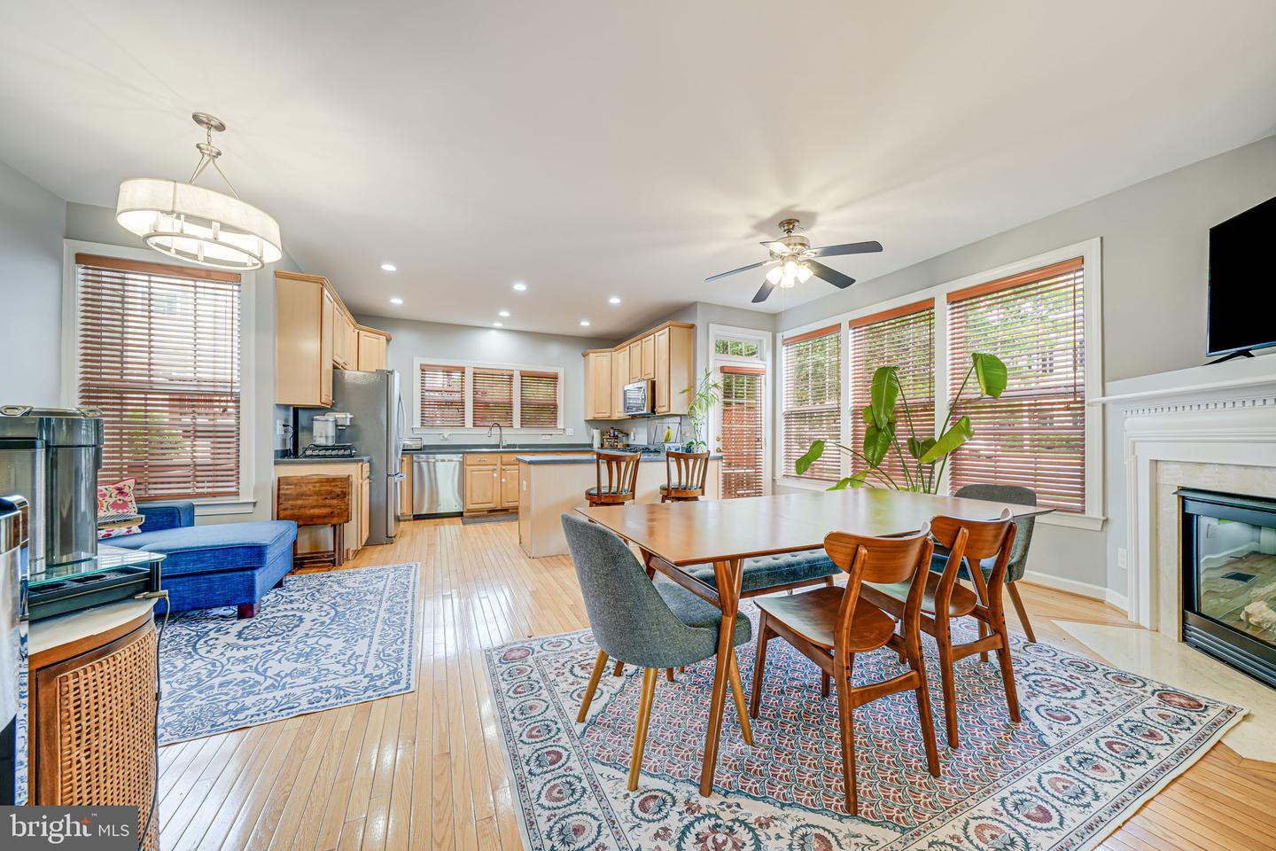 11559 CAVALIER LANDING CT, FAIRFAX, Virginia 22030, 3 Bedrooms Bedrooms, ,3 BathroomsBathrooms,Residential,For sale,11559 CAVALIER LANDING CT,VAFX2237818 MLS # VAFX2237818