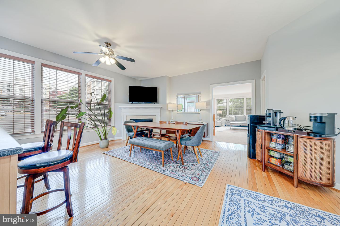 11559 CAVALIER LANDING CT, FAIRFAX, Virginia 22030, 3 Bedrooms Bedrooms, ,3 BathroomsBathrooms,Residential,For sale,11559 CAVALIER LANDING CT,VAFX2237818 MLS # VAFX2237818