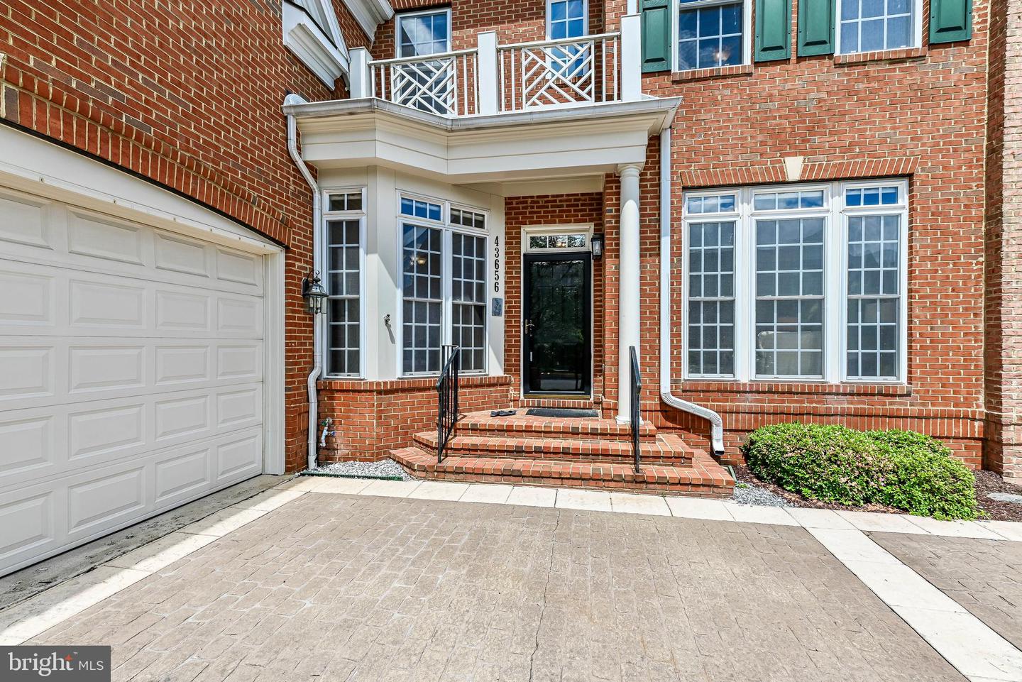 43656 PIERPOINT TER, LEESBURG, Virginia 20176, 5 Bedrooms Bedrooms, ,5 BathroomsBathrooms,Residential,For sale,43656 PIERPOINT TER,VALO2095240 MLS # VALO2095240