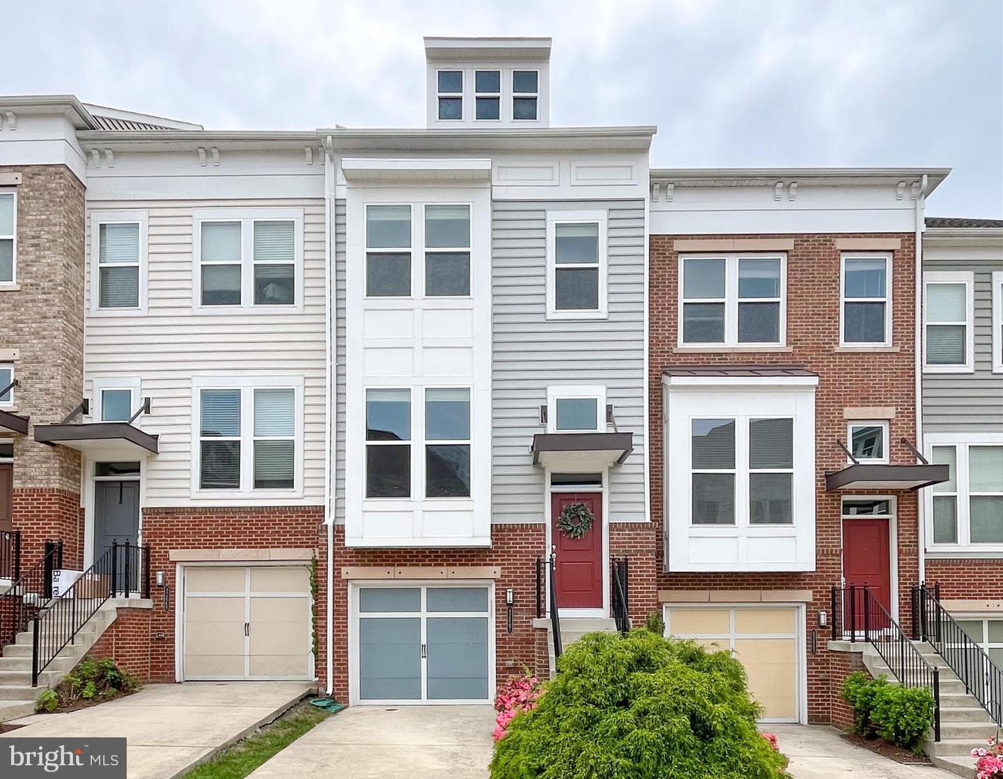 42667 NEW DAWN TER, BRAMBLETON, Virginia 20148, 3 Bedrooms Bedrooms, ,3 BathroomsBathrooms,Residential,For sale,42667 NEW DAWN TER,VALO2095296 MLS # VALO2095296