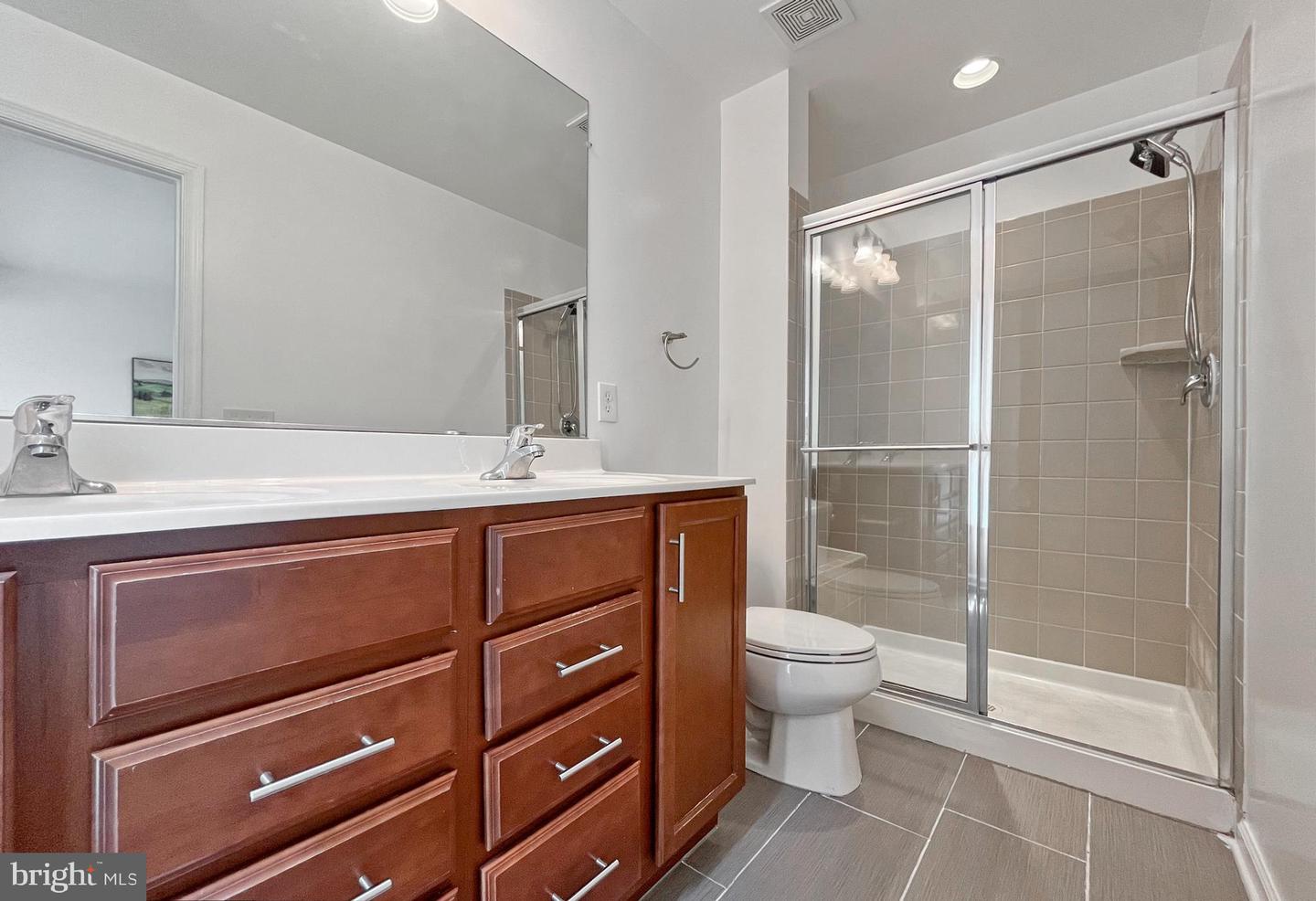 42667 NEW DAWN TER, BRAMBLETON, Virginia 20148, 3 Bedrooms Bedrooms, ,3 BathroomsBathrooms,Residential,For sale,42667 NEW DAWN TER,VALO2095296 MLS # VALO2095296